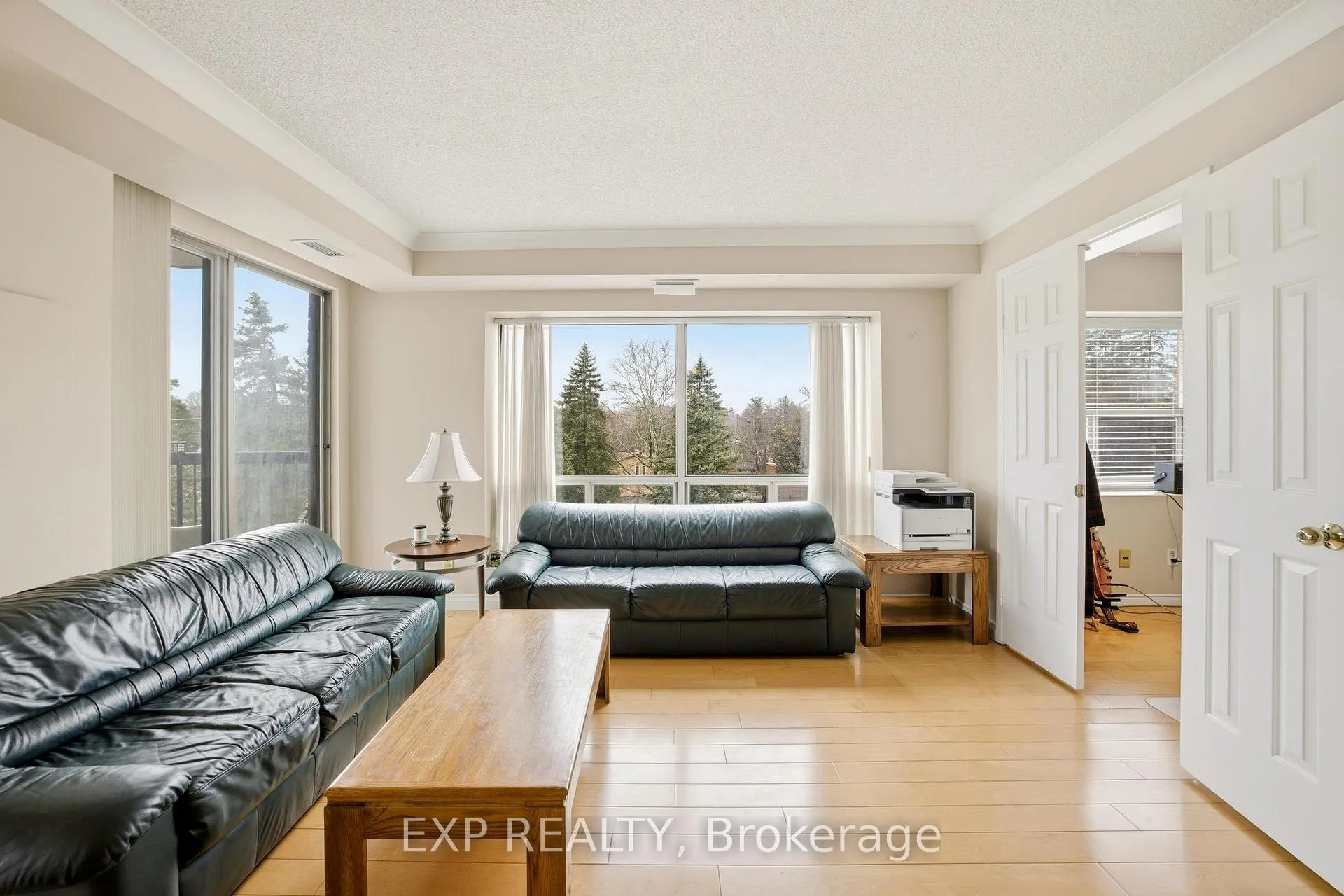 Photo 25 of 300 Keats Way, Waterloo, Beechwood — HOMEH