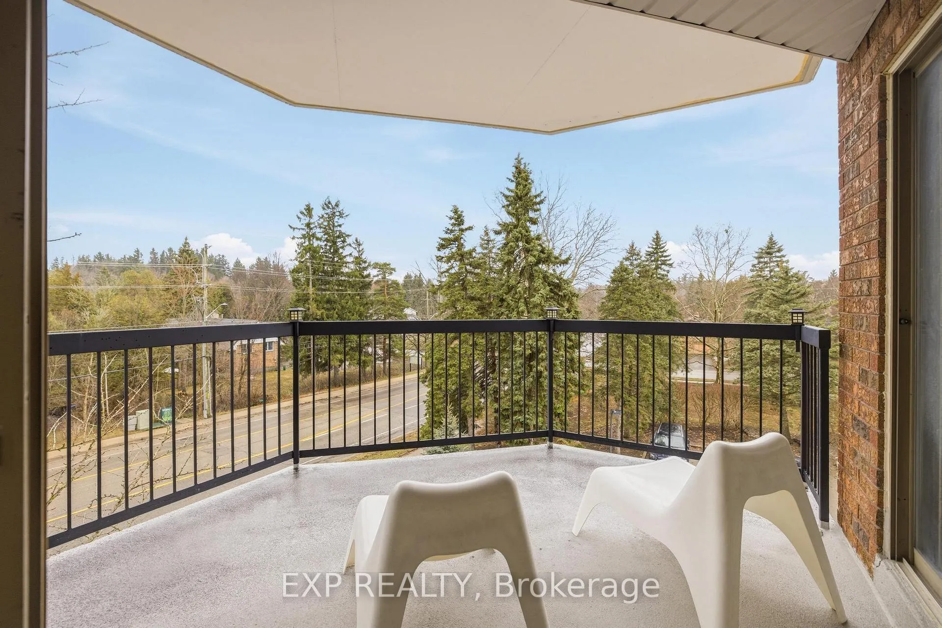 Photo 29 of 300 Keats Way, Waterloo, Beechwood — HOMEH