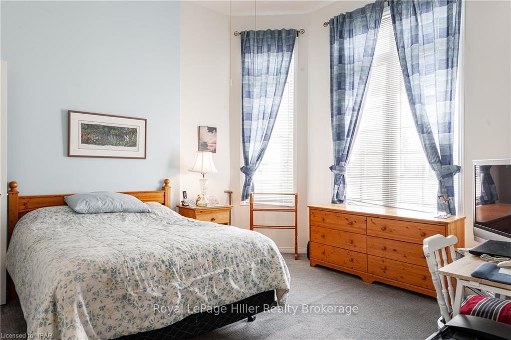 Photo 4 of Unit 7, 7 Stornoway Crescent, Huron East, Egmondville — HOMEH