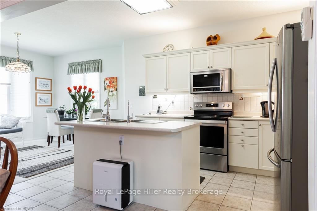 Photo 11 of Unit 7, 7 Stornoway Crescent, Huron East, Egmondville — HOMEH