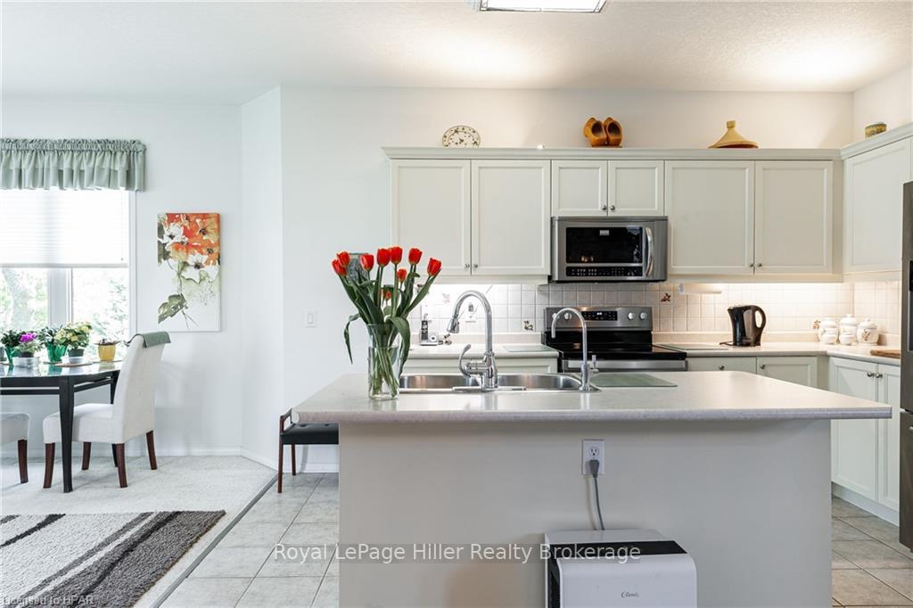 Photo 14 of Unit 7, 7 Stornoway Crescent, Huron East, Egmondville — HOMEH