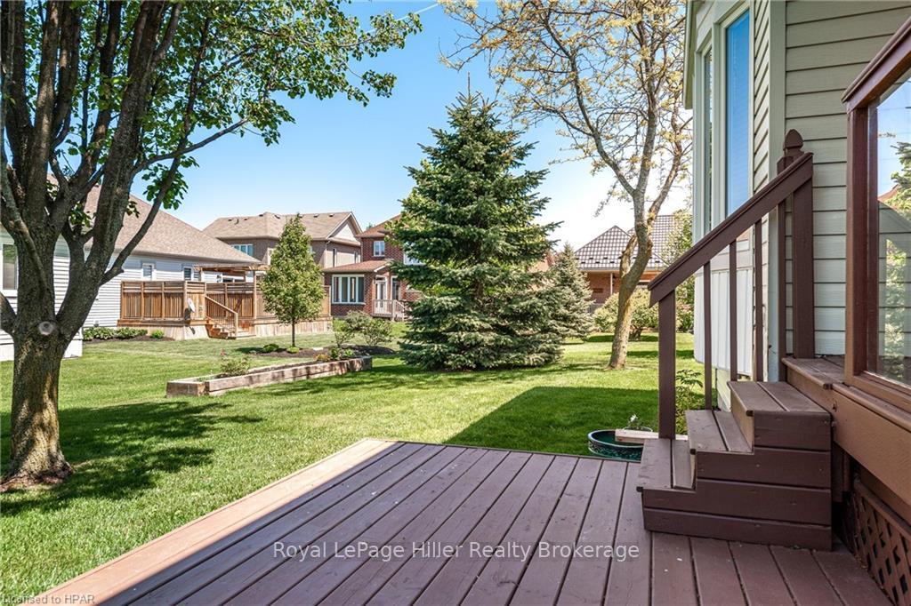 Photo 48 of Unit 7, 7 Stornoway Crescent, Huron East, Egmondville — HOMEH