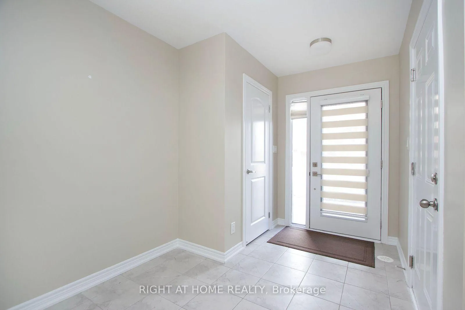 Photo 23 of 1104 Lockie Drive, Oshawa, Kedron — HOMEH