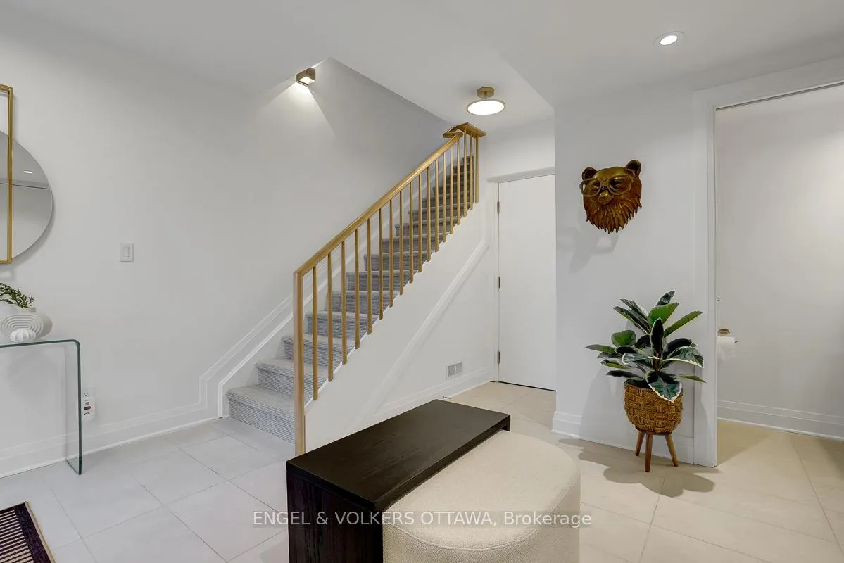 Photo 6 of 449 Edison Avenue, Ottawa, McKellar/Highland — HOMEH