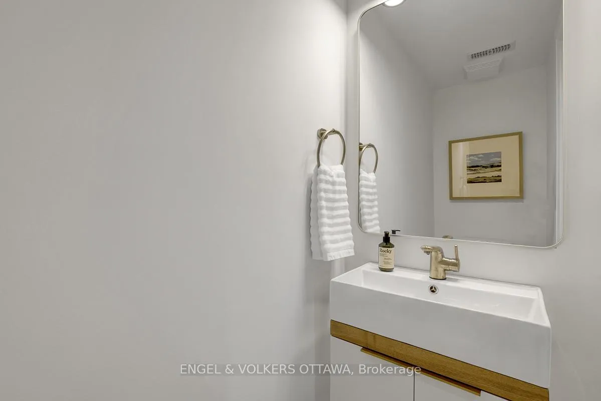 Photo 8 of 449 Edison Avenue, Ottawa, McKellar/Highland — HOMEH