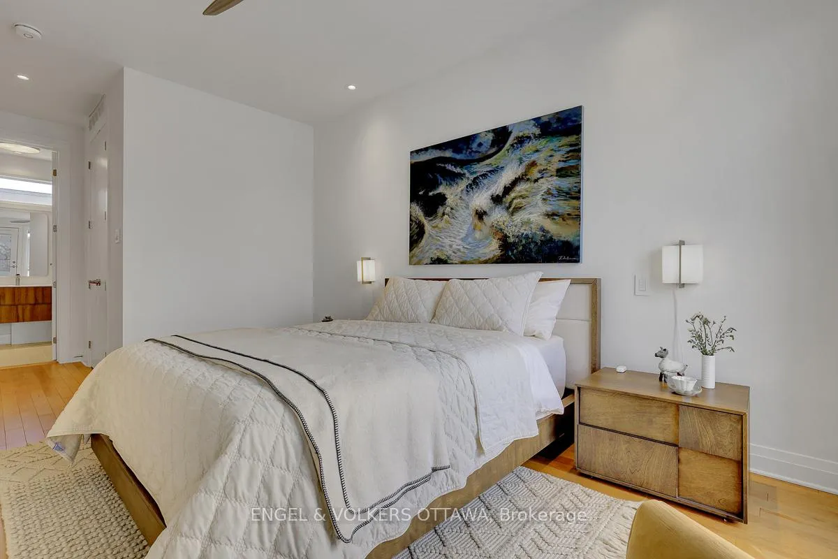 Photo 32 of 449 Edison Avenue, Ottawa, McKellar/Highland — HOMEH