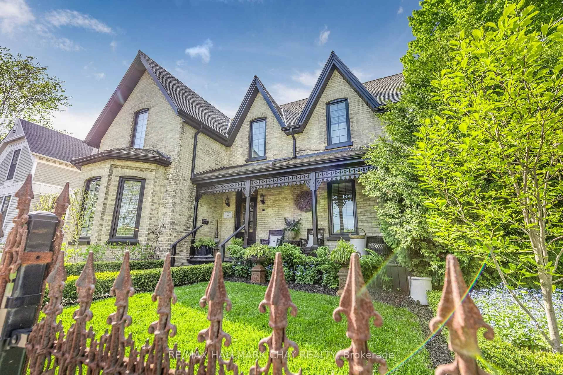 Photo 38 of 11 Catherine Avenue, Aurora, Aurora Village — HOMEH