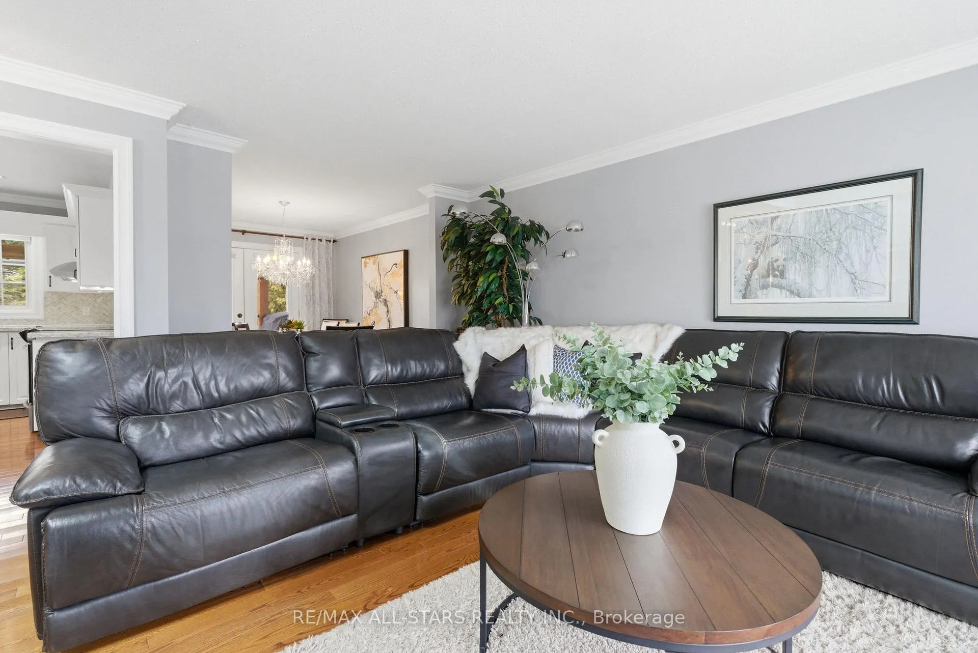 Photo 4 of 2 Pearl Drive, Scugog, Rural Scugog — HOMEH