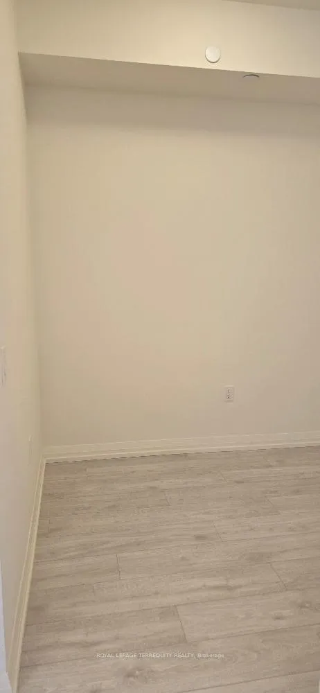 Photo 9 of Unit 411, 27 Korda Gate, Vaughan, Vellore Village — HOMEH