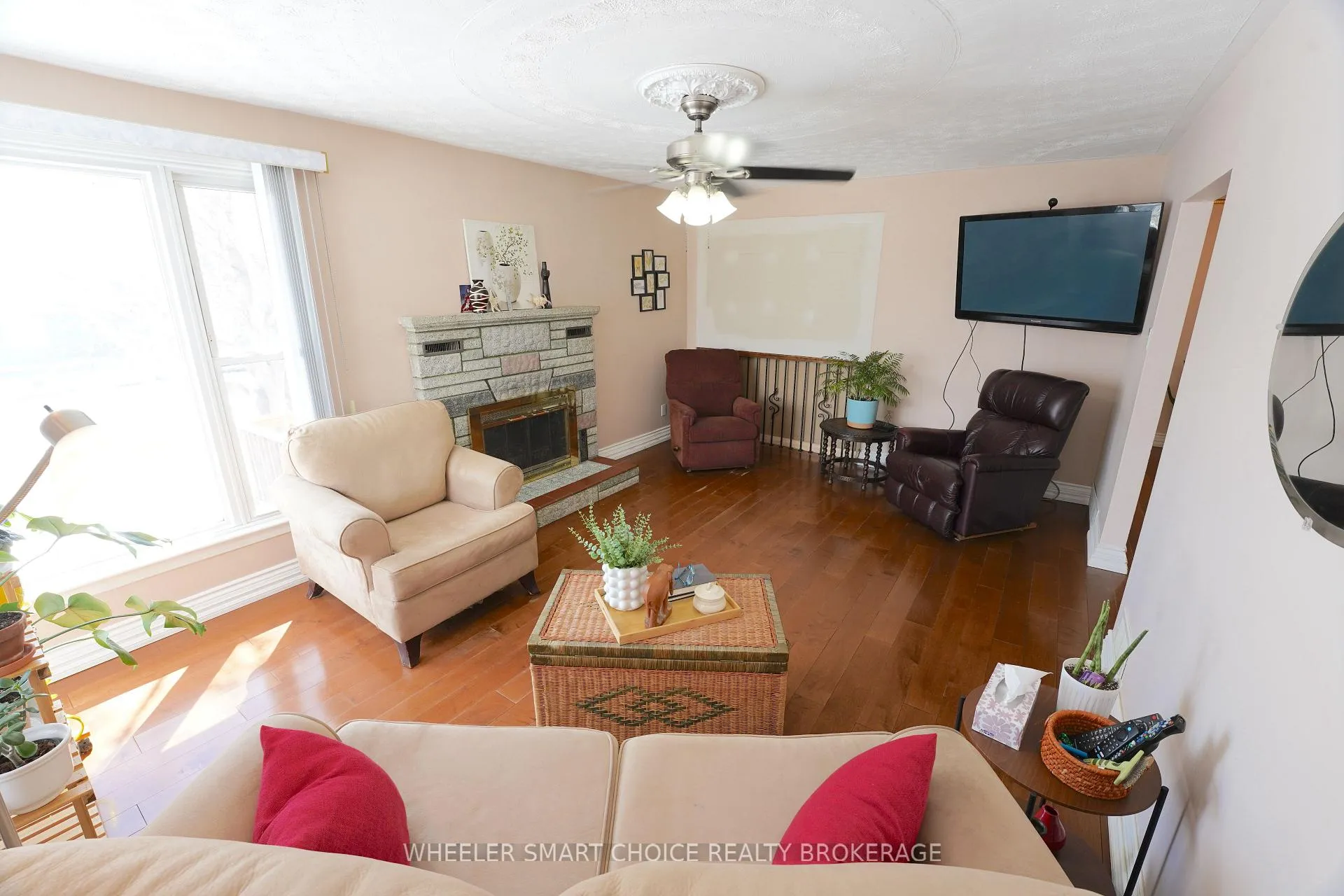Photo 5 of 300 Gardener Avenue, Cornwall, Cornwall — HOMEH