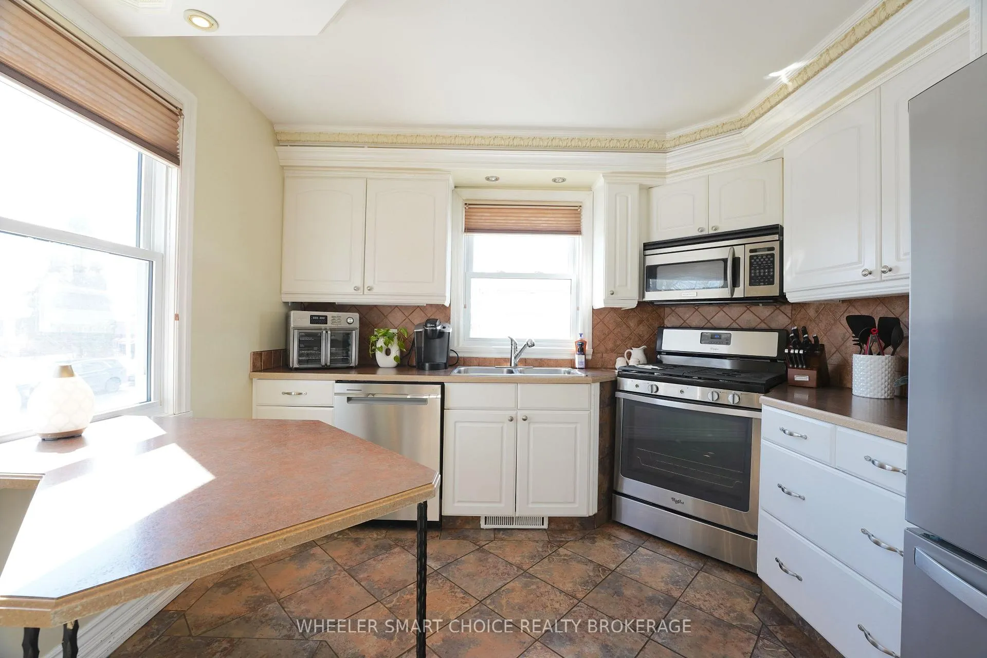 Photo 11 of 300 Gardener Avenue, Cornwall, Cornwall — HOMEH