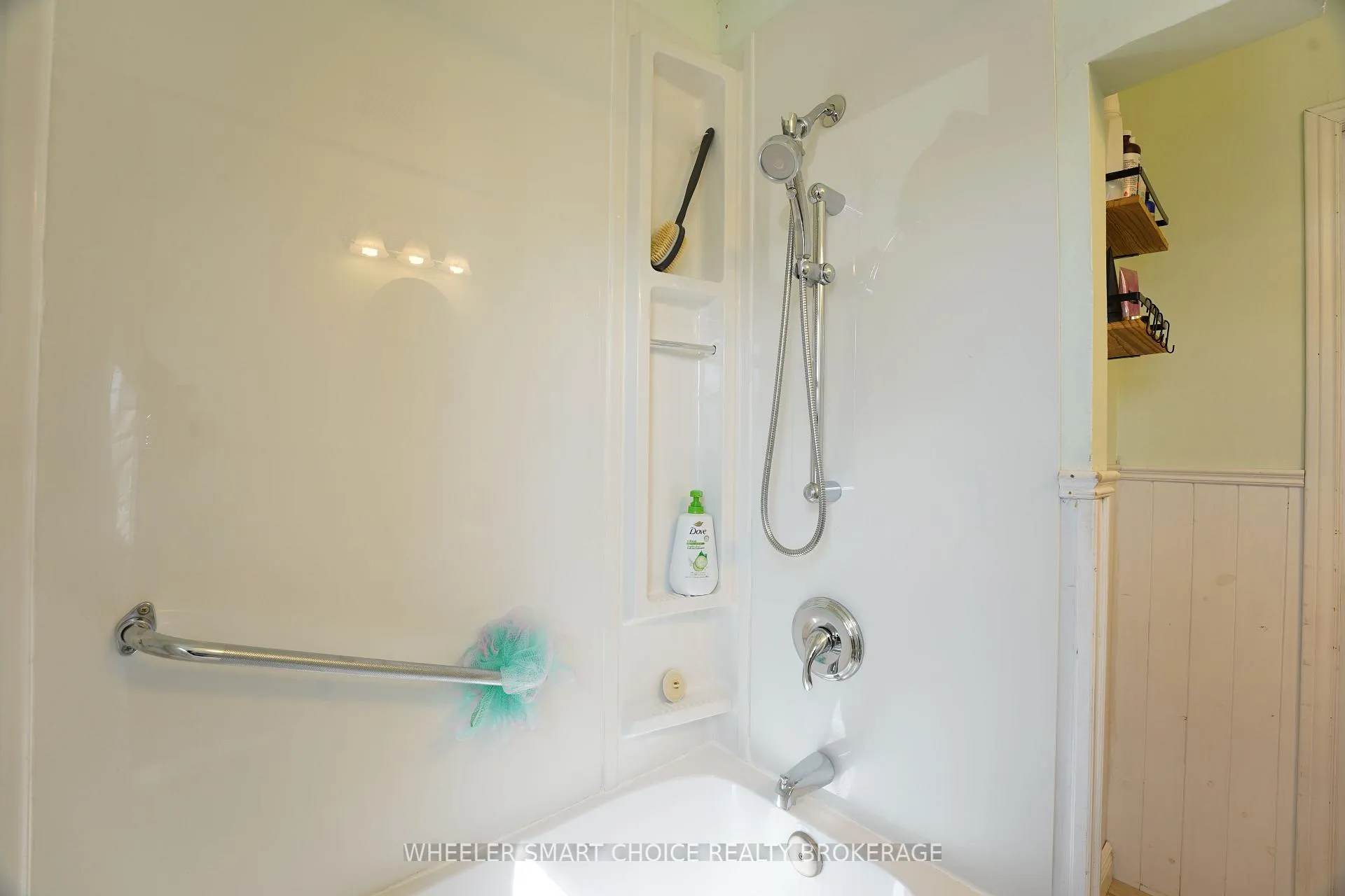 Photo 20 of 300 Gardener Avenue, Cornwall, Cornwall — HOMEH