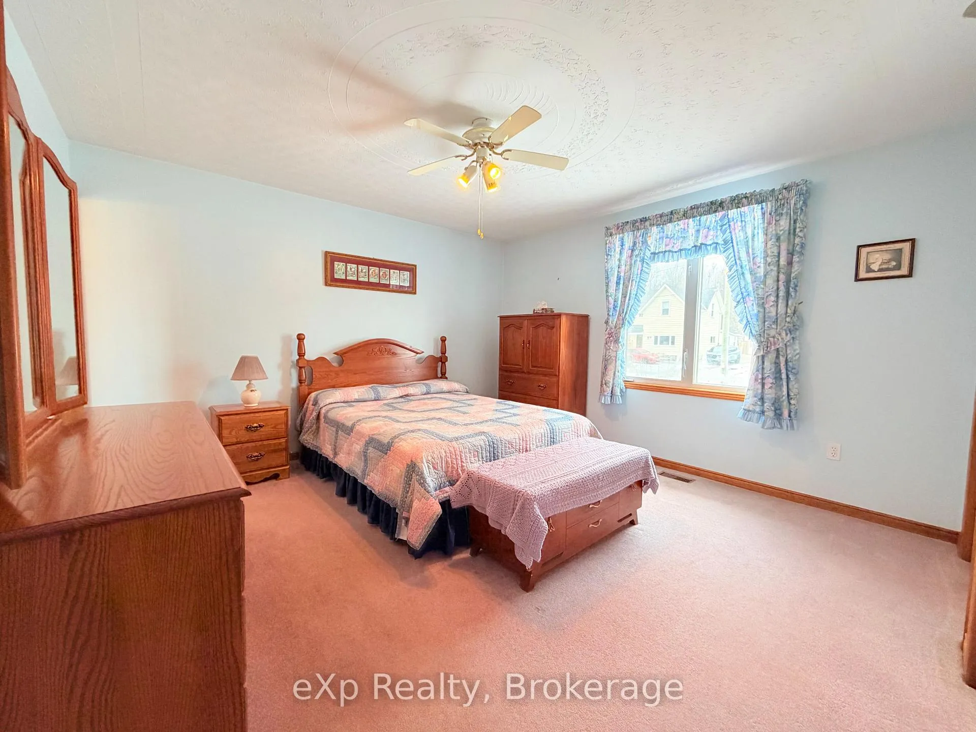 Photo 14 of 27 Willow Street, Brockton — HOMEH