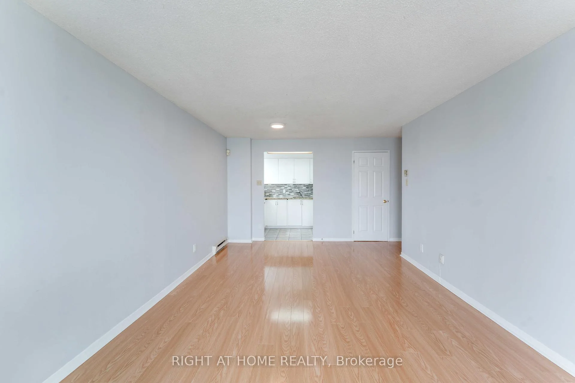 Photo 12 of Unit 605, 1440 Heron Road, Ottawa, Heron Gate/Industrial Park — HOMEH