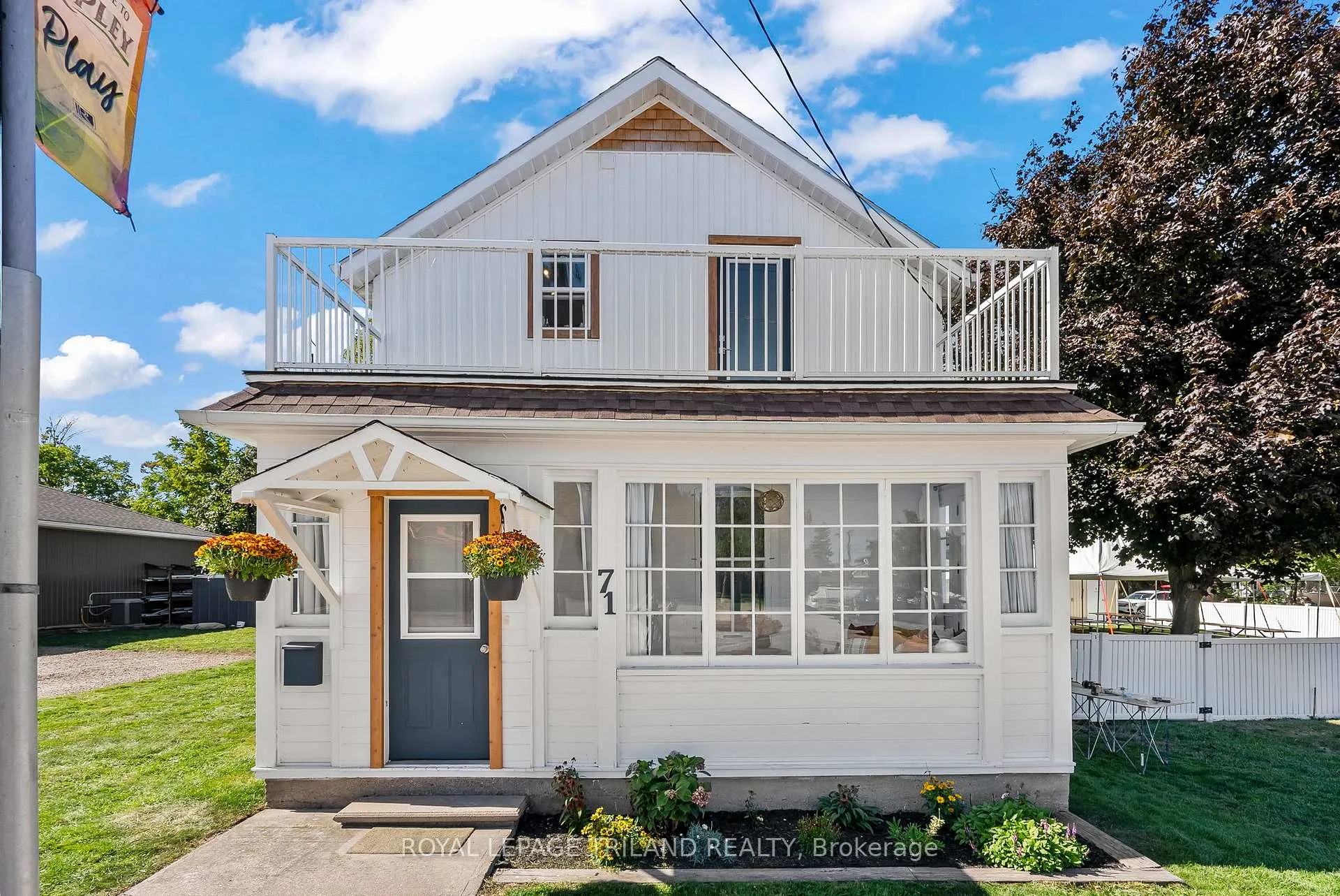 Front of 71 Huron Street