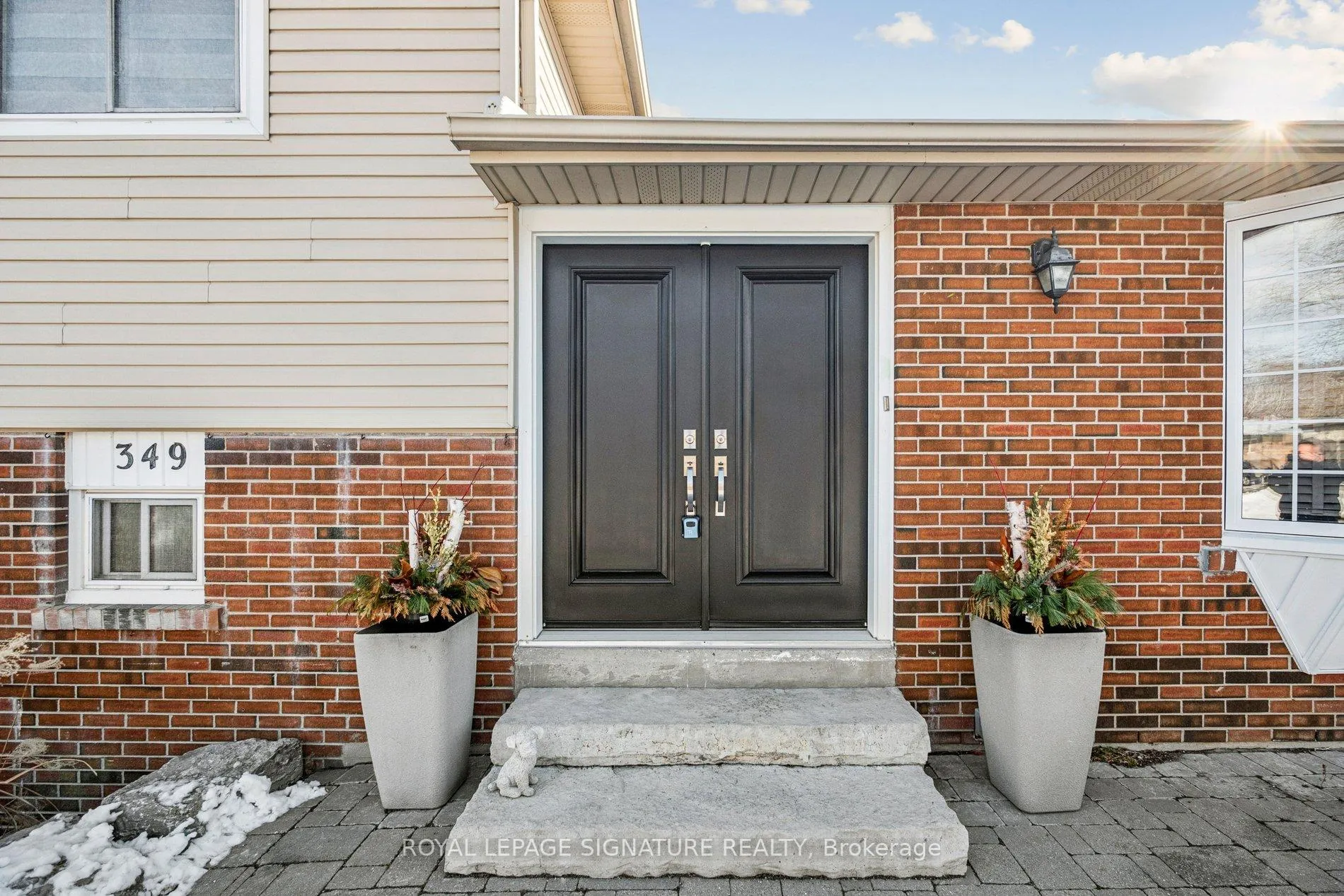 Photo 3 of 349 Jaybell Grove, Scarborough, Rouge — HOMEH
