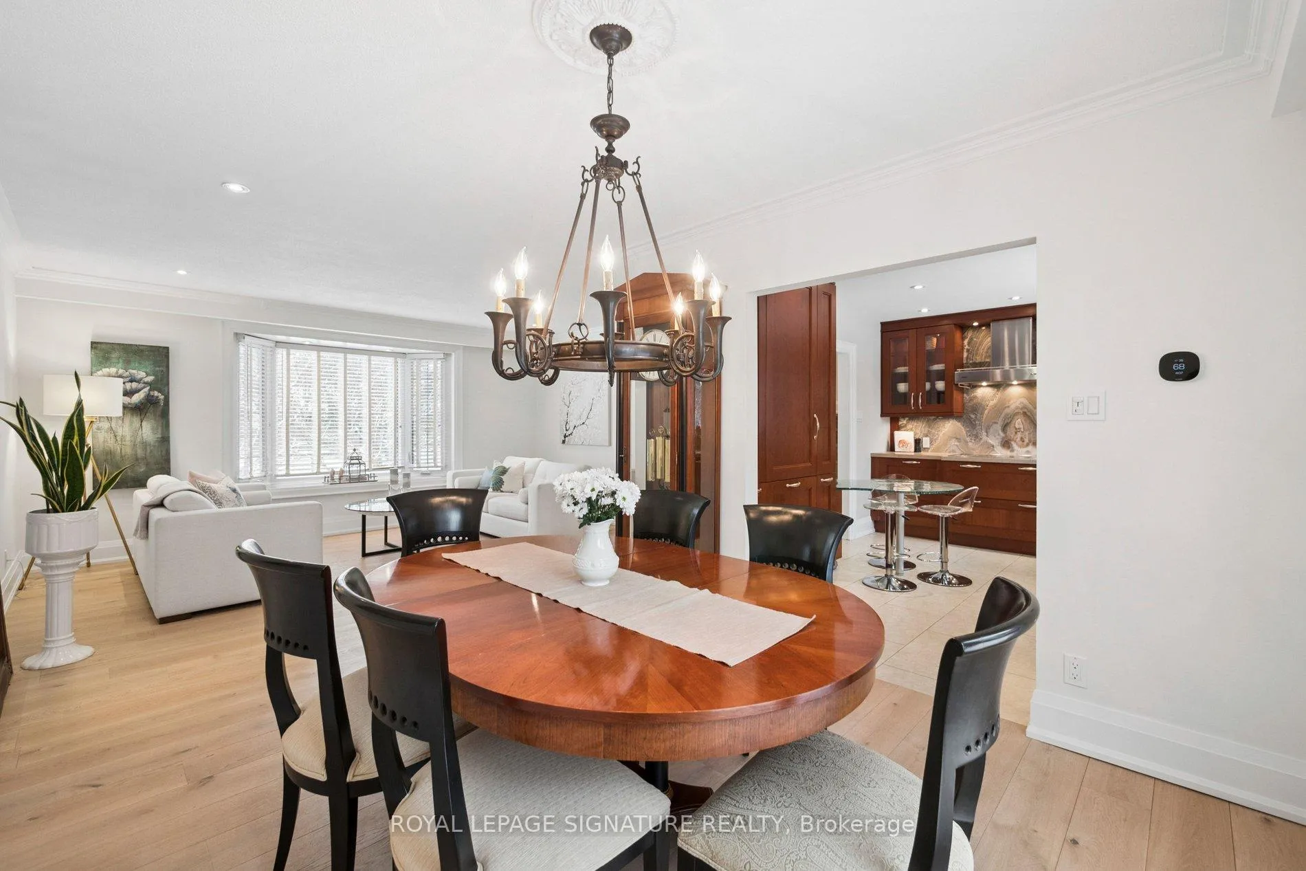 Photo 9 of 349 Jaybell Grove, Scarborough, Rouge — HOMEH