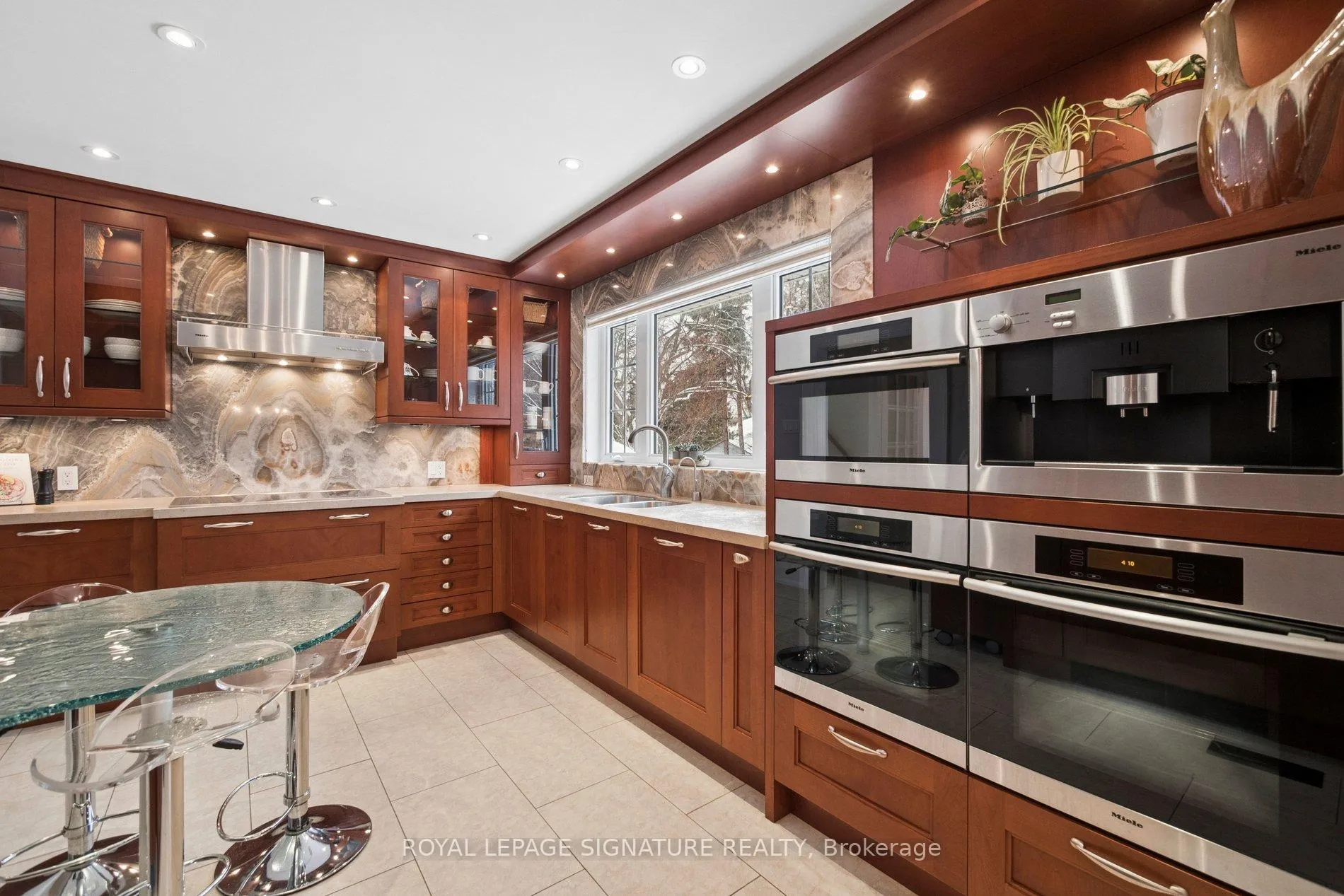 Photo 10 of 349 Jaybell Grove, Scarborough, Rouge — HOMEH