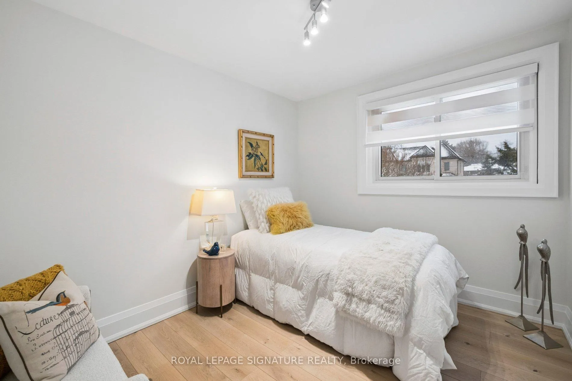 Photo 21 of 349 Jaybell Grove, Scarborough, Rouge — HOMEH