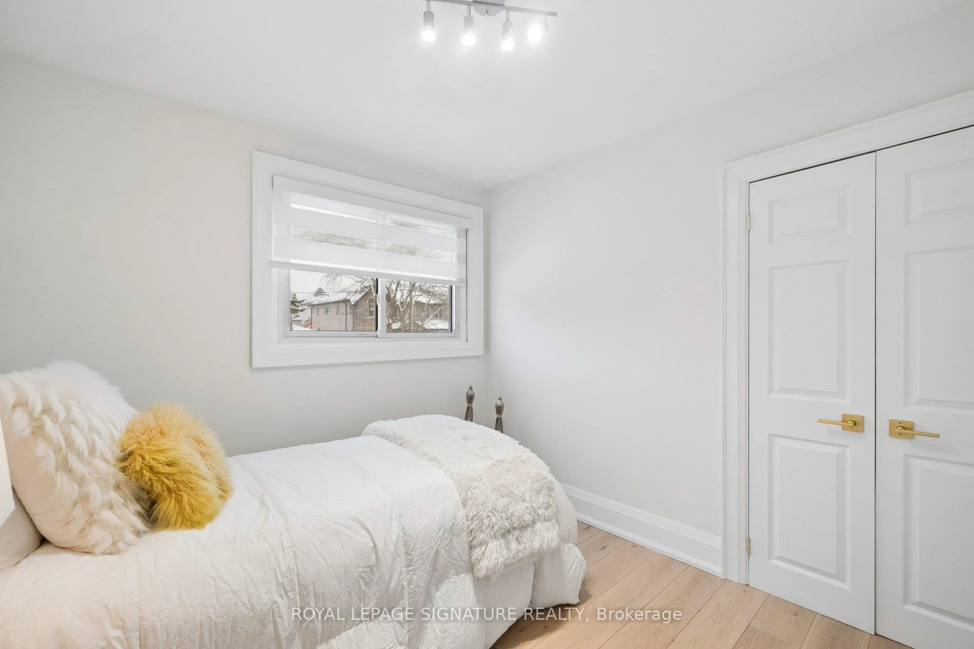 Photo 23 of 349 Jaybell Grove, Scarborough, Rouge — HOMEH