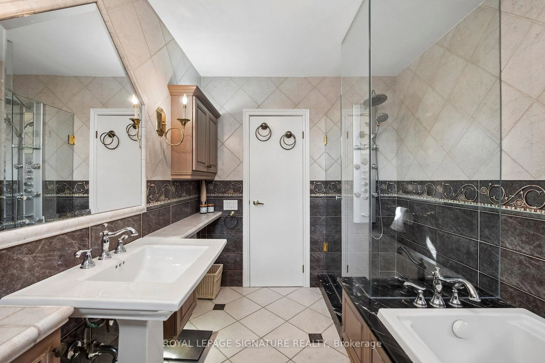 Photo 24 of 349 Jaybell Grove, Scarborough, Rouge — HOMEH