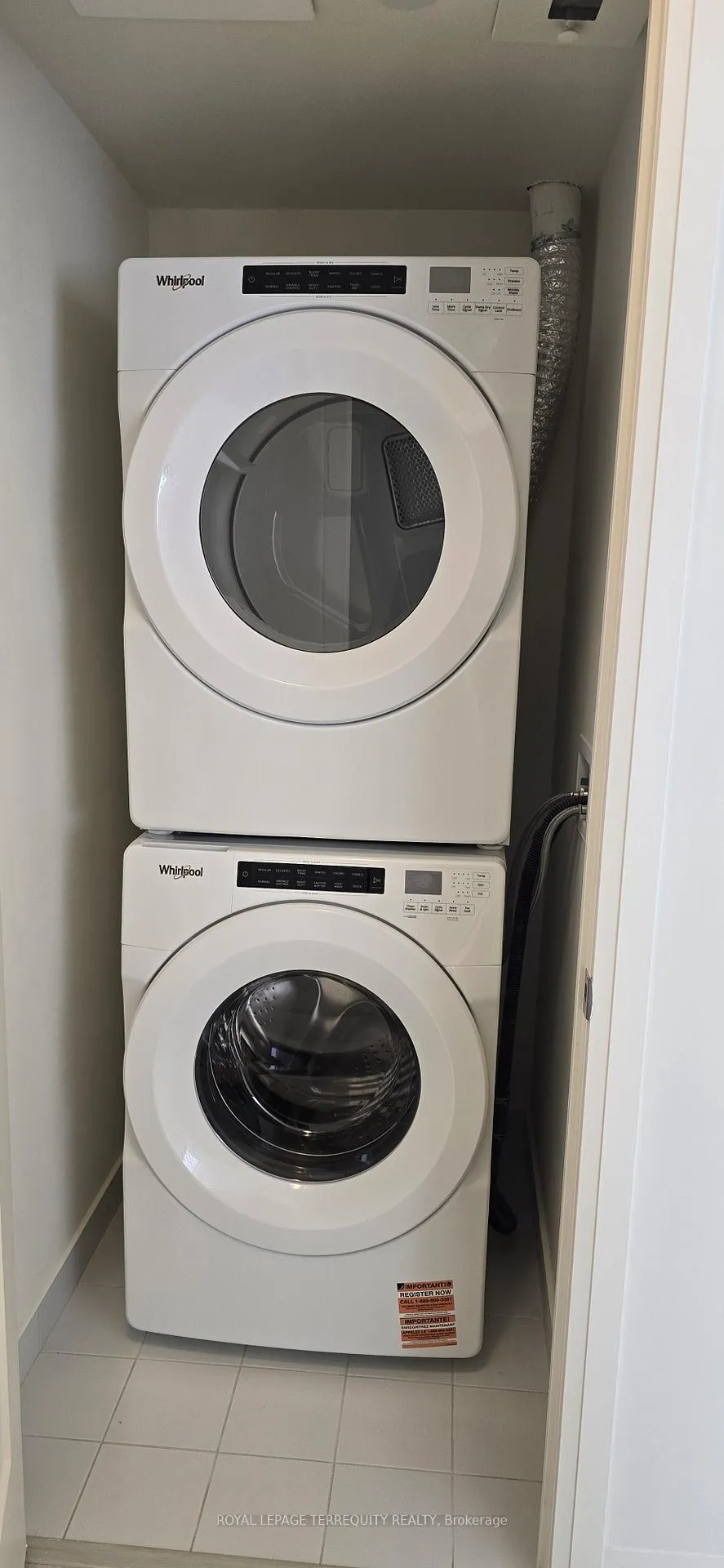 Photo 4 of Unit 1009, 27 Korda Gate, Vaughan, Vellore Village — HOMEH