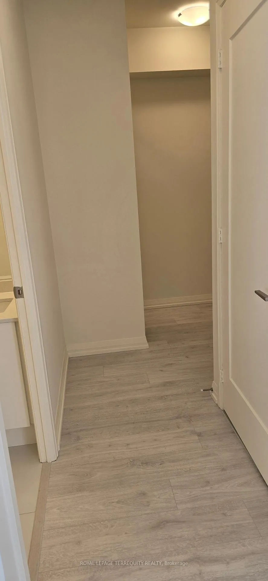 Photo 6 of Unit 1009, 27 Korda Gate, Vaughan, Vellore Village — HOMEH