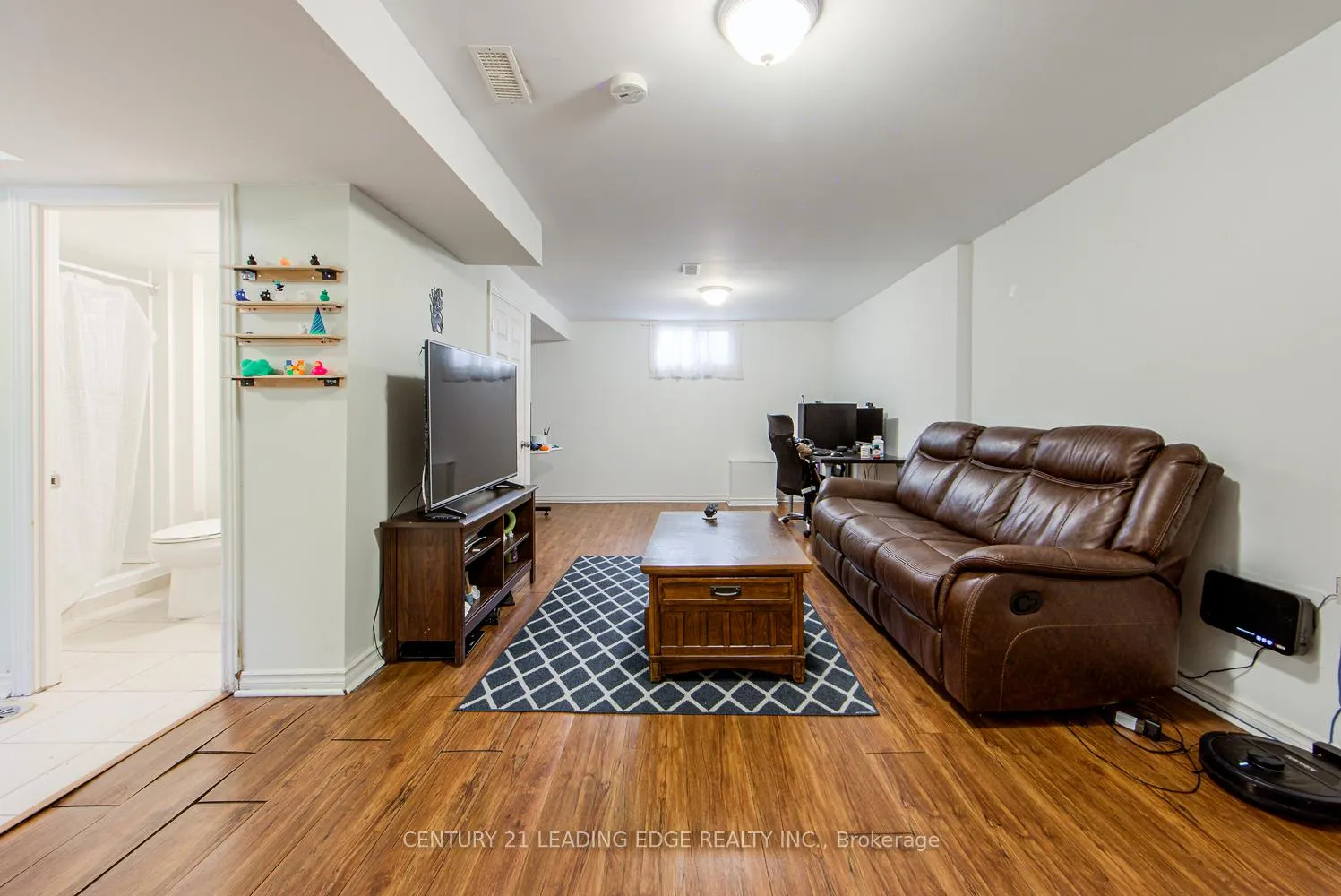 Photo 2 of Unit Walkout Basement, 45 Wales Avenue, Markham, Old Markham Village — HOMEH