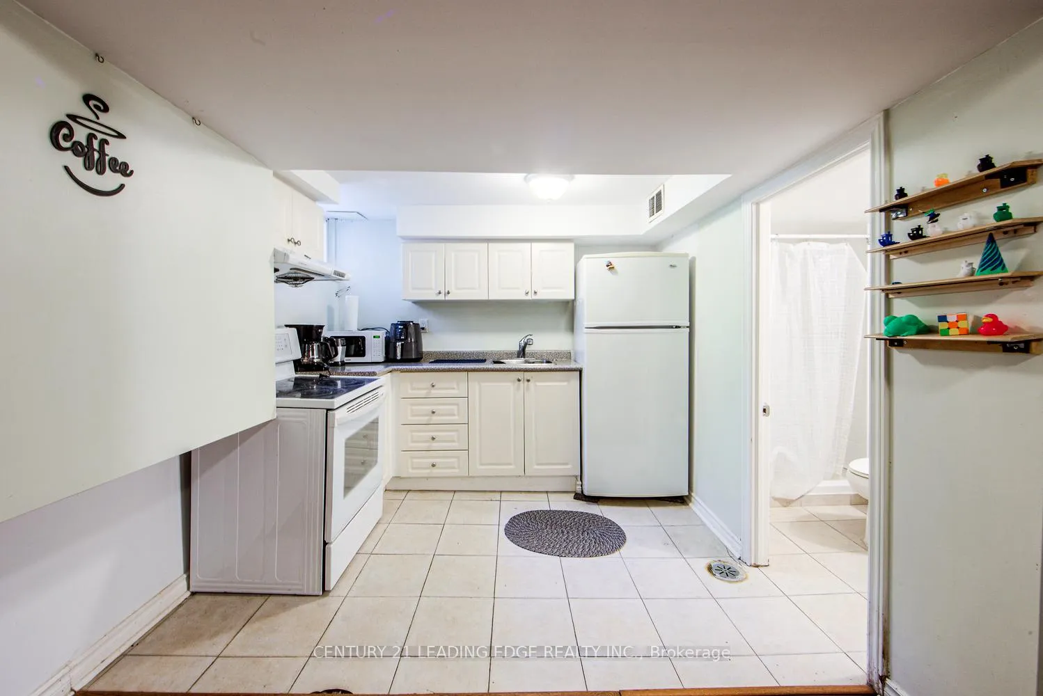 Photo 11 of Unit Walkout Basement, 45 Wales Avenue, Markham, Old Markham Village — HOMEH