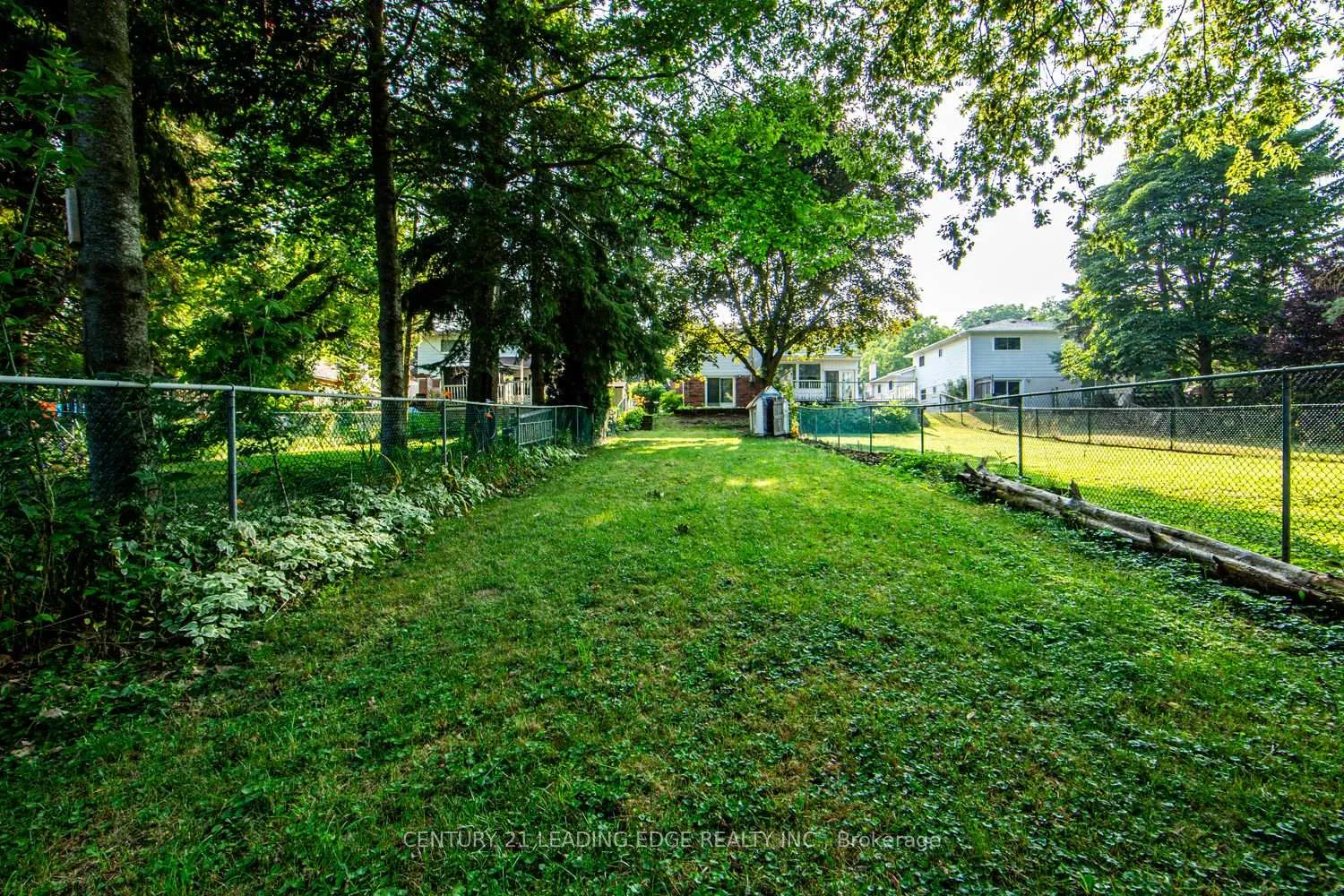 Photo 27 of Unit Walkout Basement, 45 Wales Avenue, Markham, Old Markham Village — HOMEH