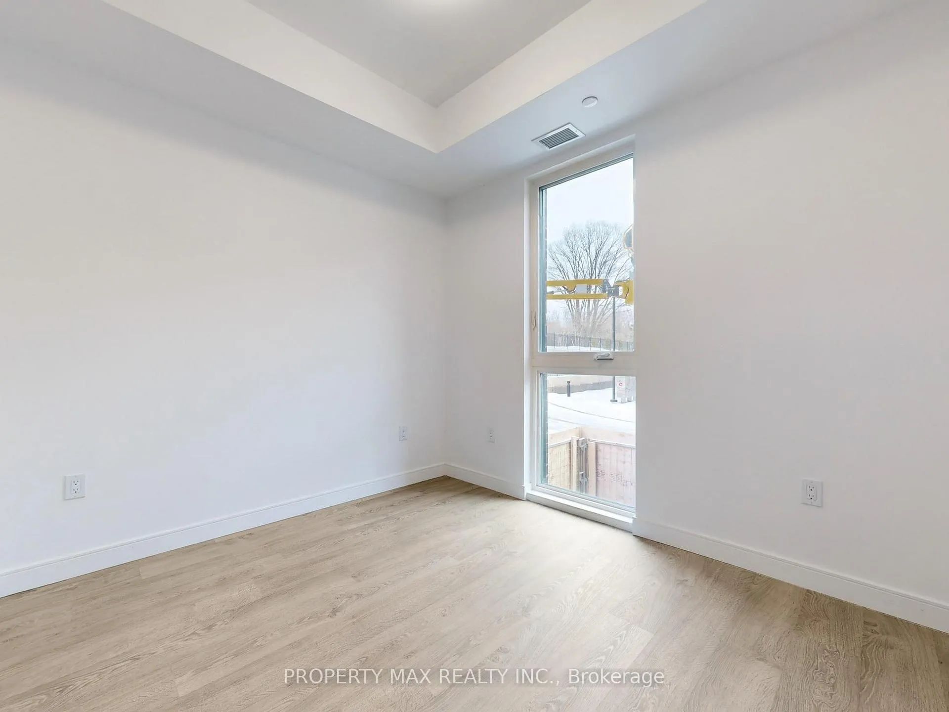 Photo 12 of Unit 5, 174 Clonmore Drive, Scarborough, Birchcliffe-Cliffside — HOMEH