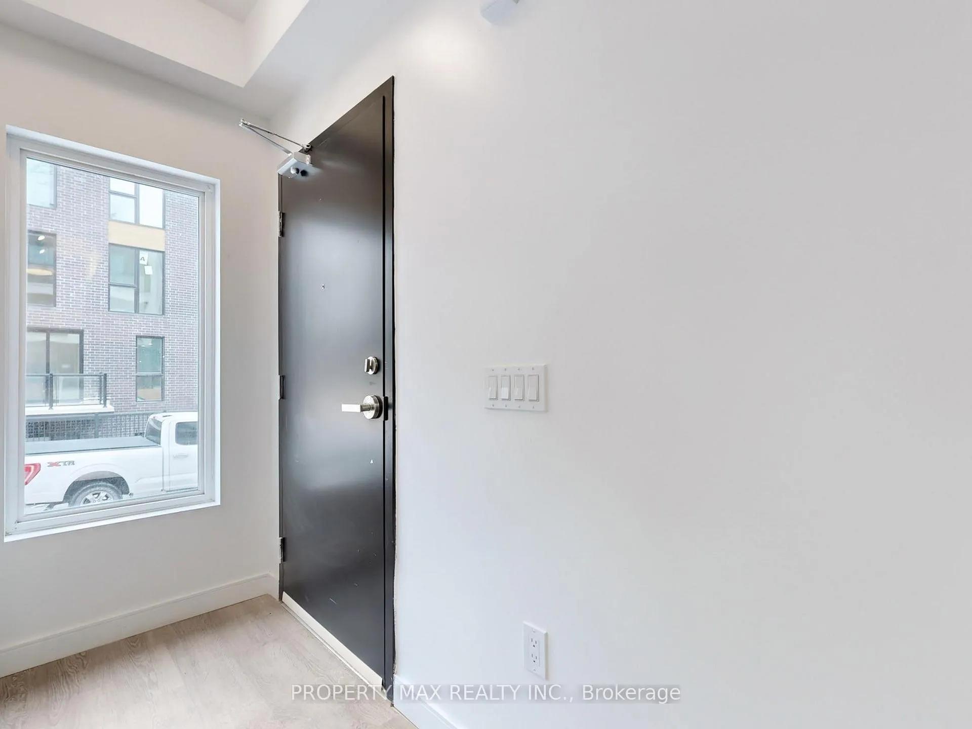 Photo 18 of Unit 5, 174 Clonmore Drive, Scarborough, Birchcliffe-Cliffside — HOMEH