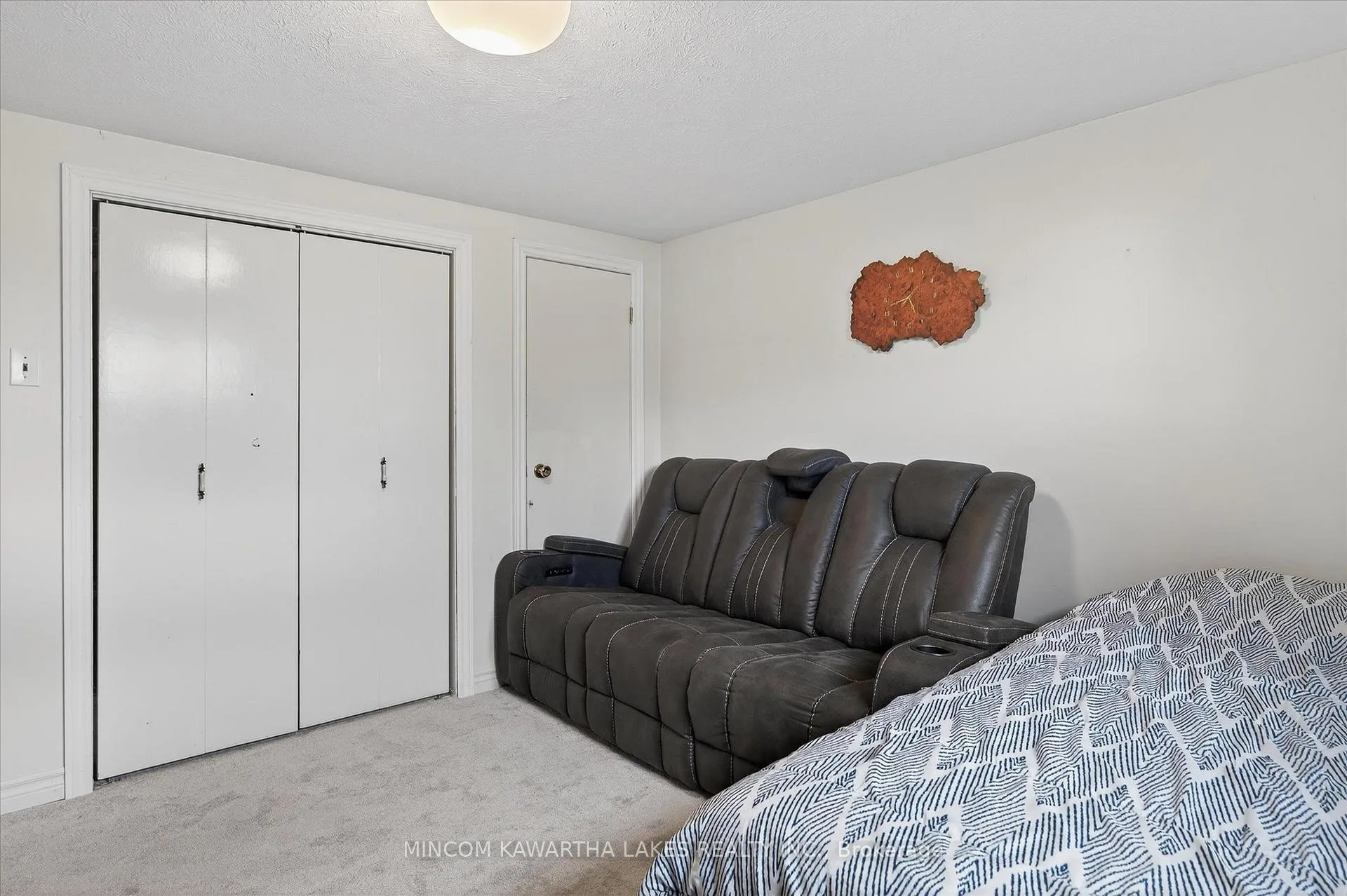 Photo 32 of 200 Kildeer Lane, Selwyn — HOMEH