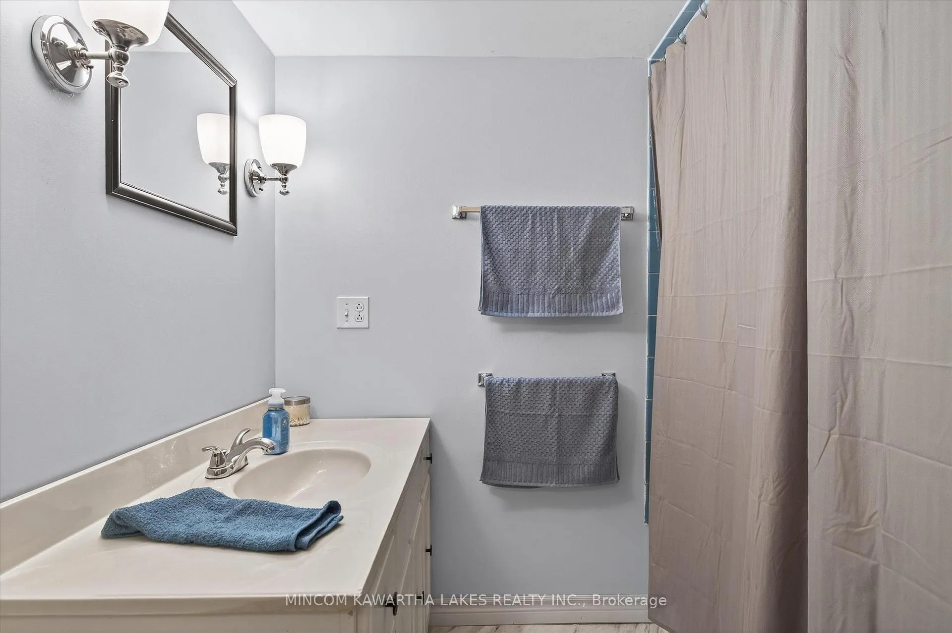 Photo 33 of 200 Kildeer Lane, Selwyn — HOMEH