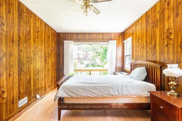 Photo 13 of 570 Phillip Street E, Gravenhurst, Muskoka (S) — HOMEH