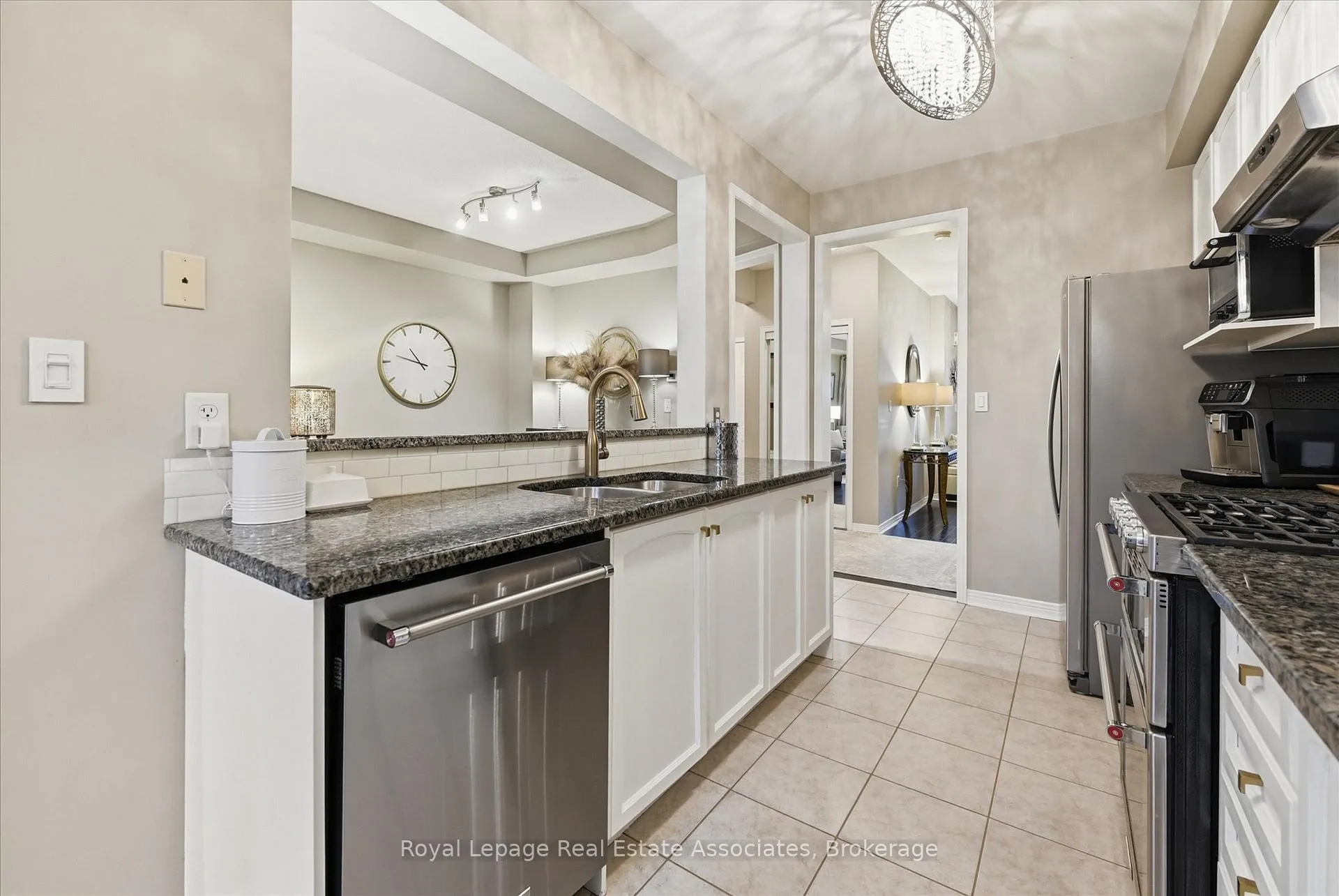 Photo 12 of Unit 41, 4241 Sarazen Drive, Burlington, Rose — HOMEH
