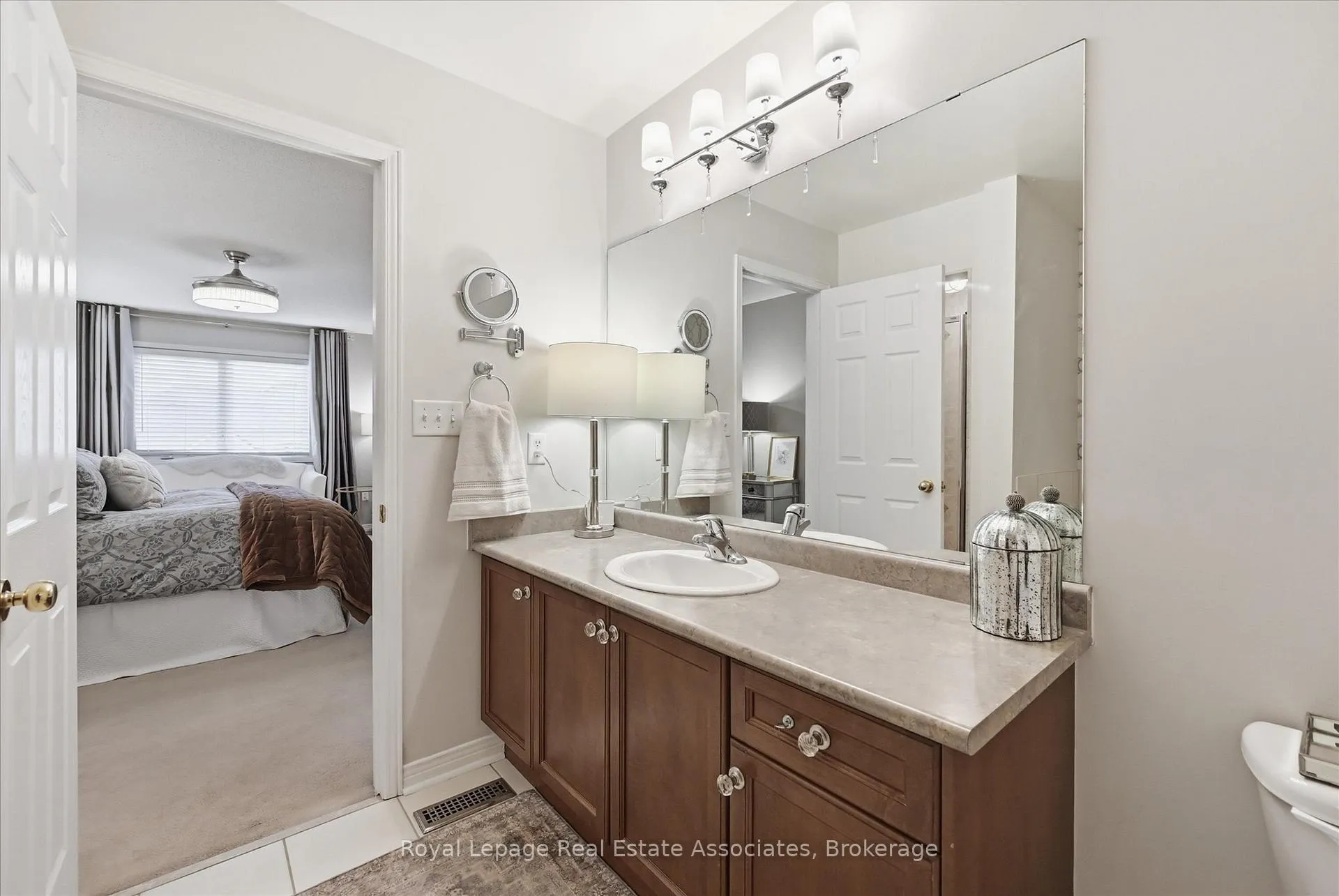 Photo 26 of Unit 41, 4241 Sarazen Drive, Burlington, Rose — HOMEH