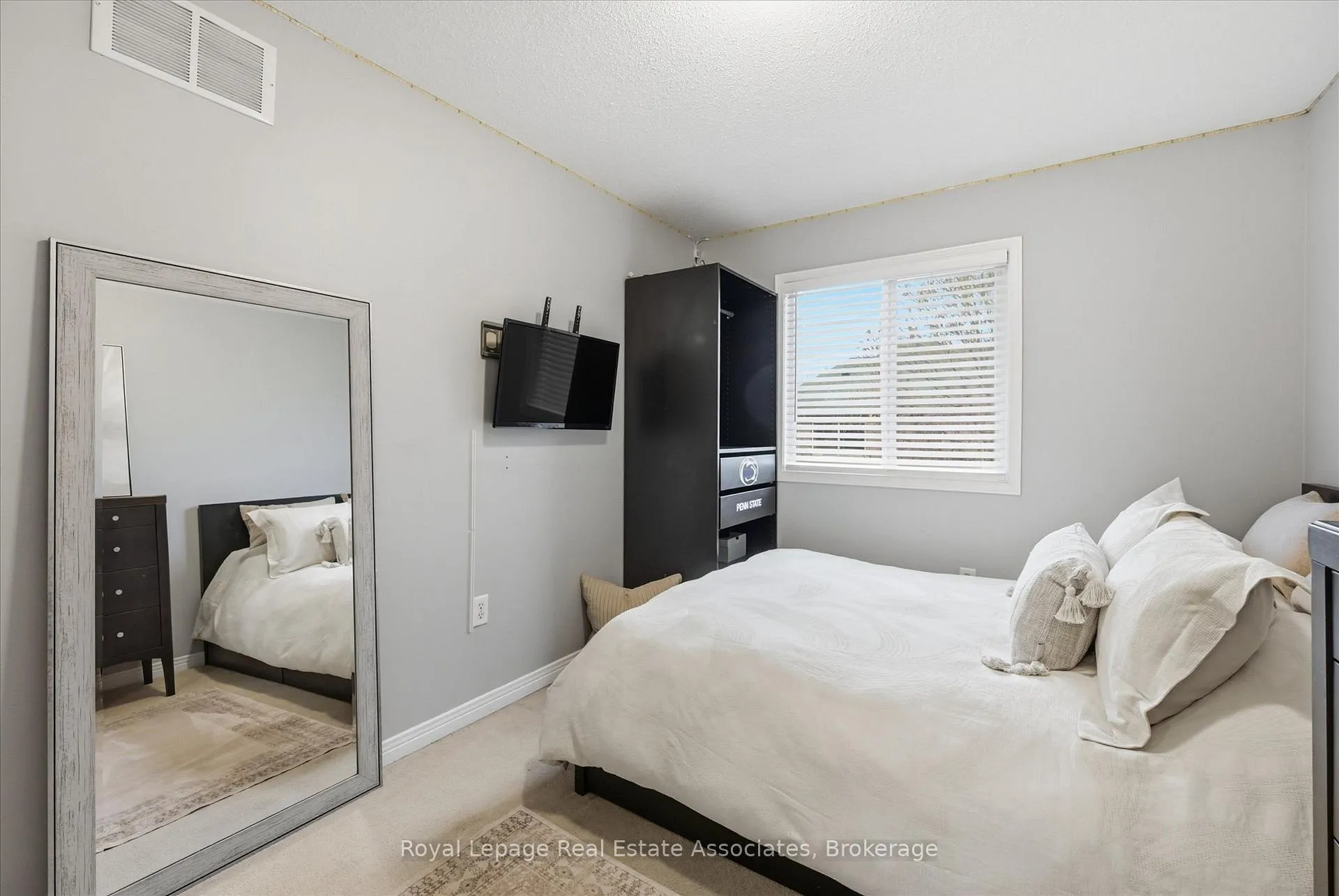 Photo 30 of Unit 41, 4241 Sarazen Drive, Burlington, Rose — HOMEH