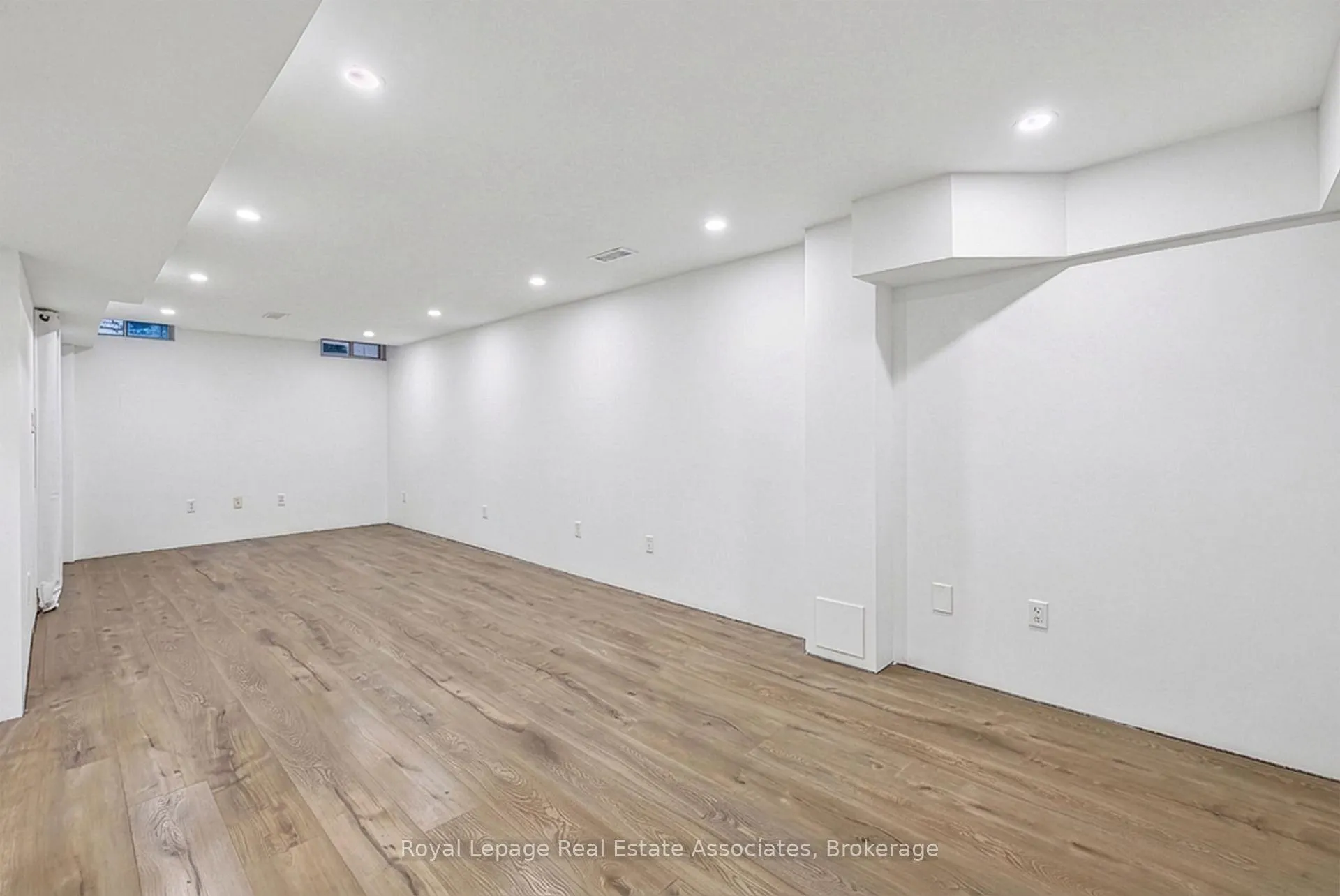 Photo 38 of Unit 41, 4241 Sarazen Drive, Burlington, Rose — HOMEH