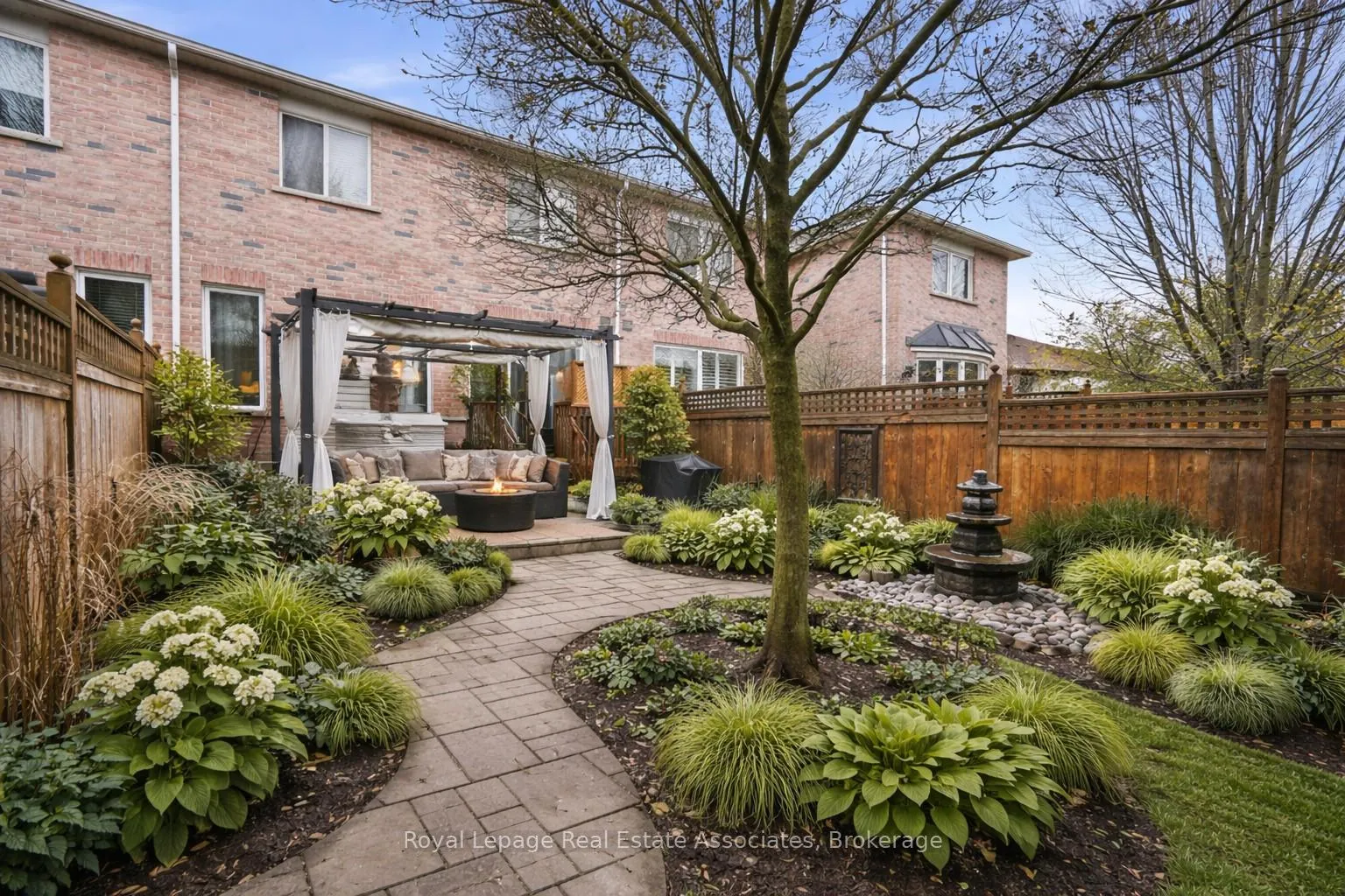 Photo 40 of Unit 41, 4241 Sarazen Drive, Burlington, Rose — HOMEH