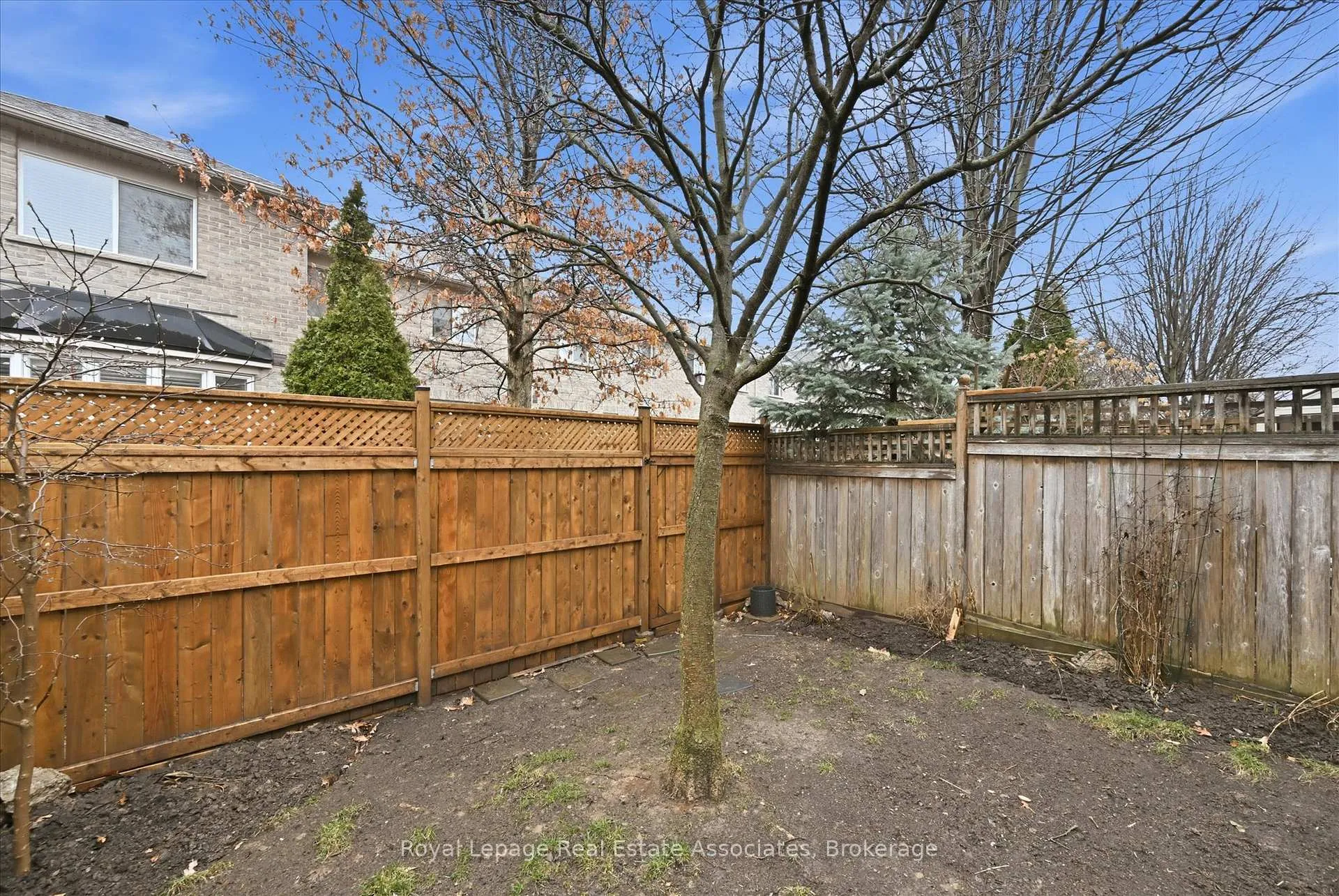 Photo 44 of Unit 41, 4241 Sarazen Drive, Burlington, Rose — HOMEH