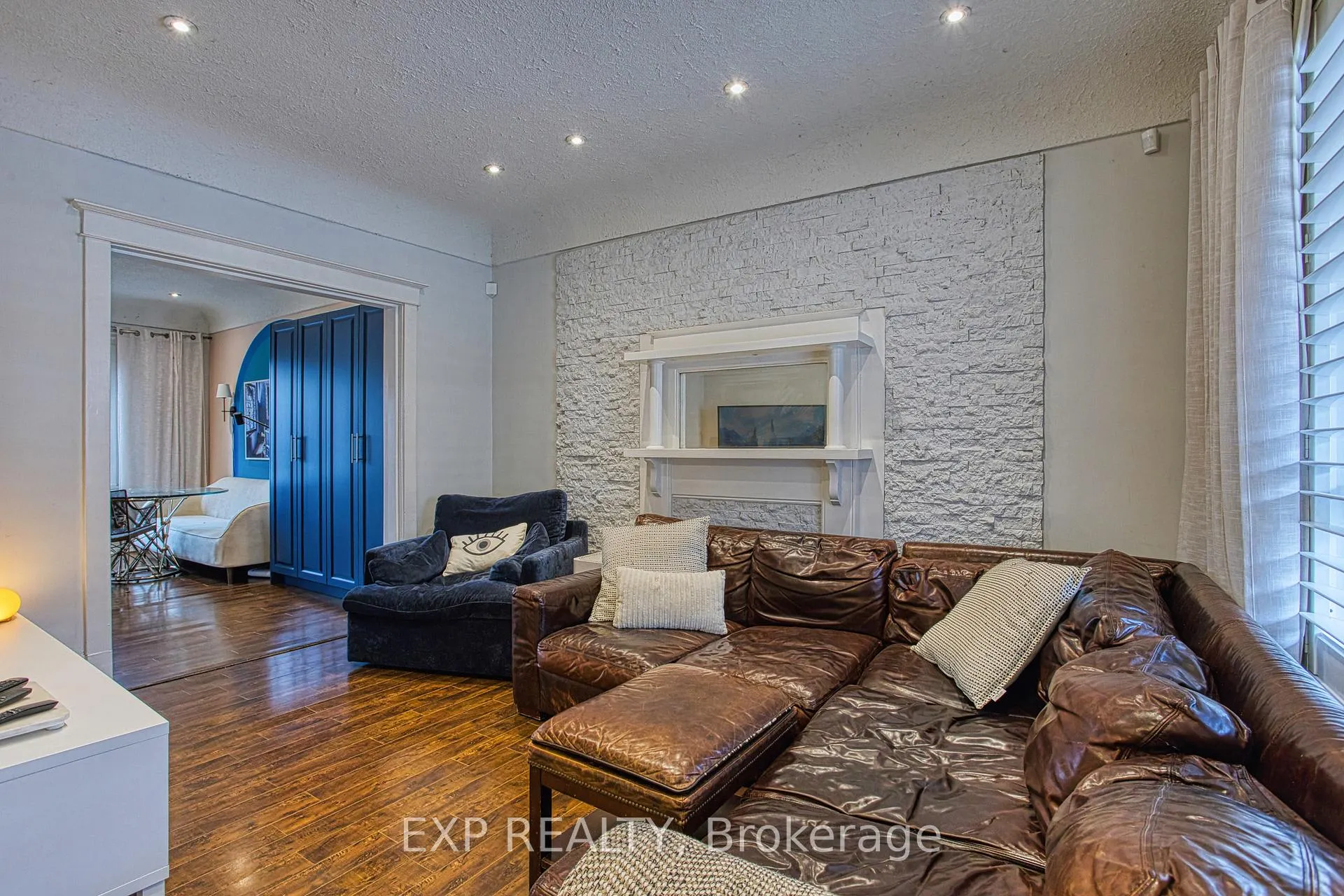 Photo 6 of 20 Senator Avenue, Hamilton, Stipley — HOMEH