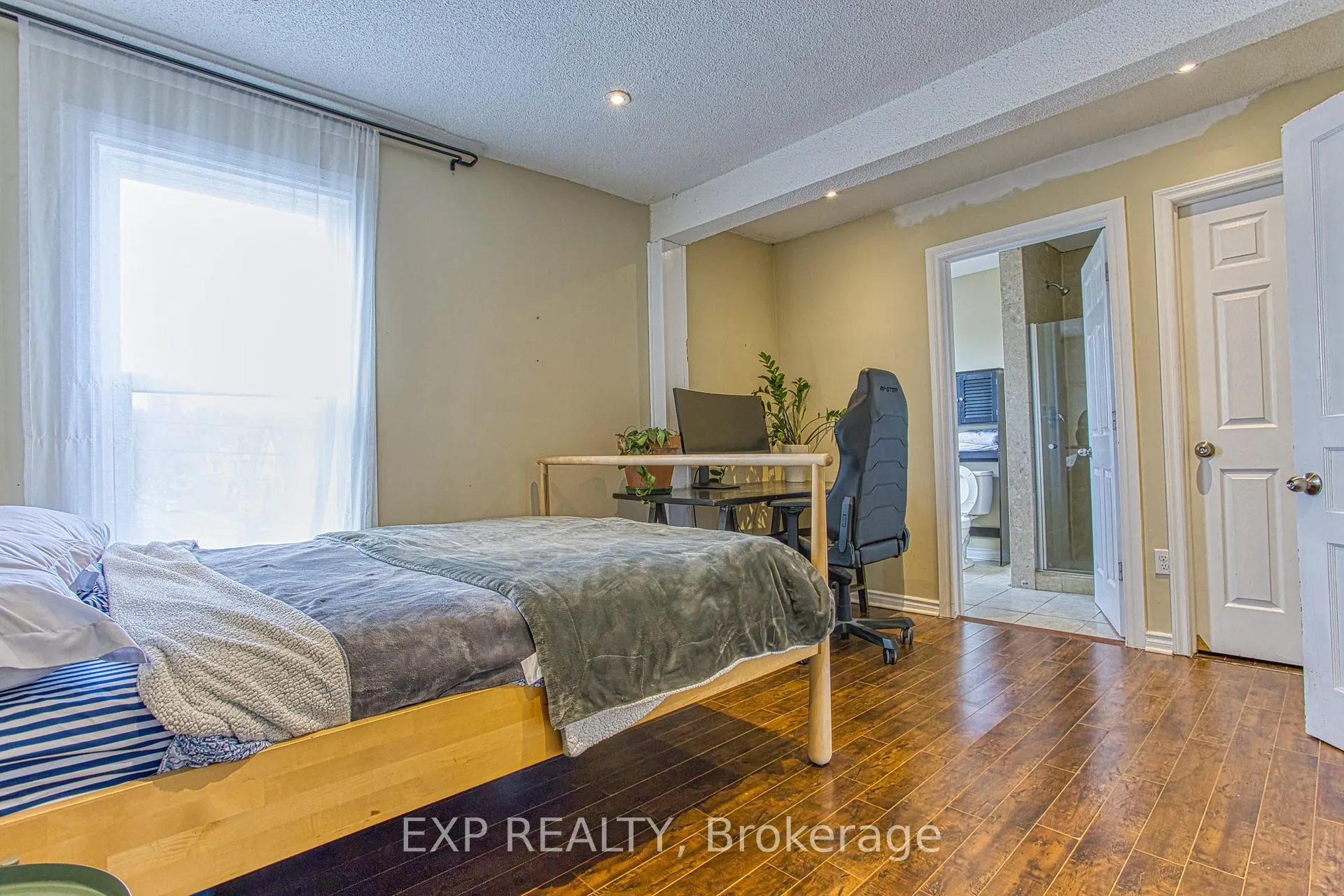 Photo 20 of 20 Senator Avenue, Hamilton, Stipley — HOMEH