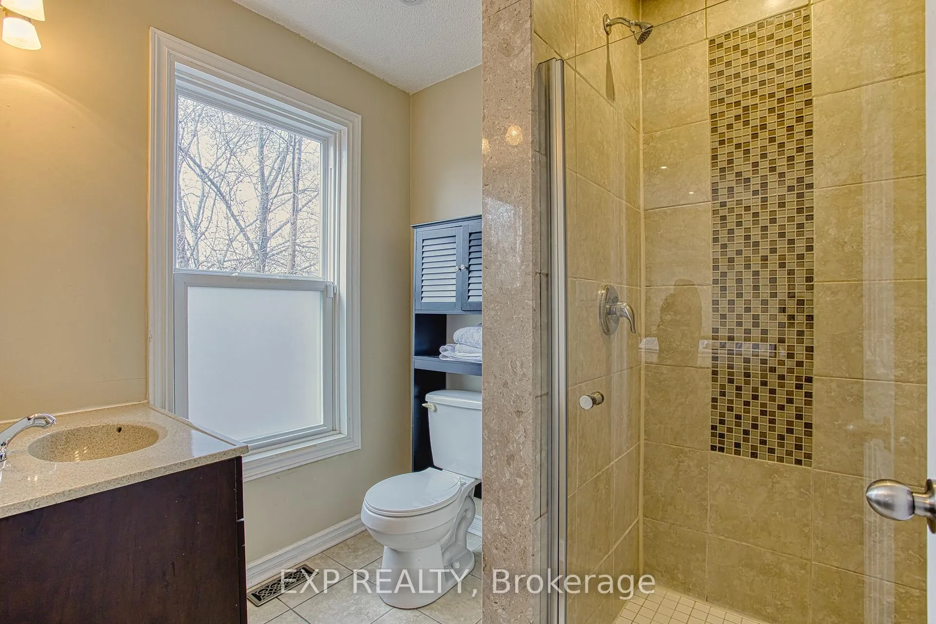 Photo 21 of 20 Senator Avenue, Hamilton, Stipley — HOMEH