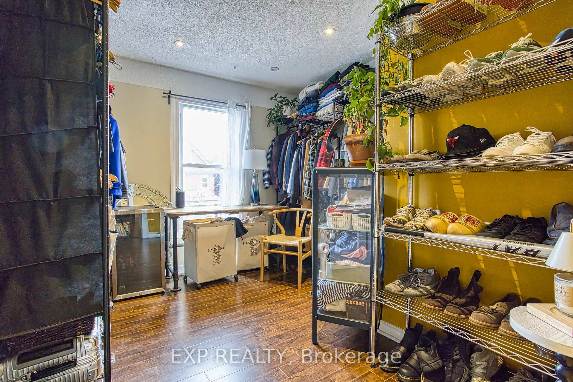 Photo 23 of 20 Senator Avenue, Hamilton, Stipley — HOMEH