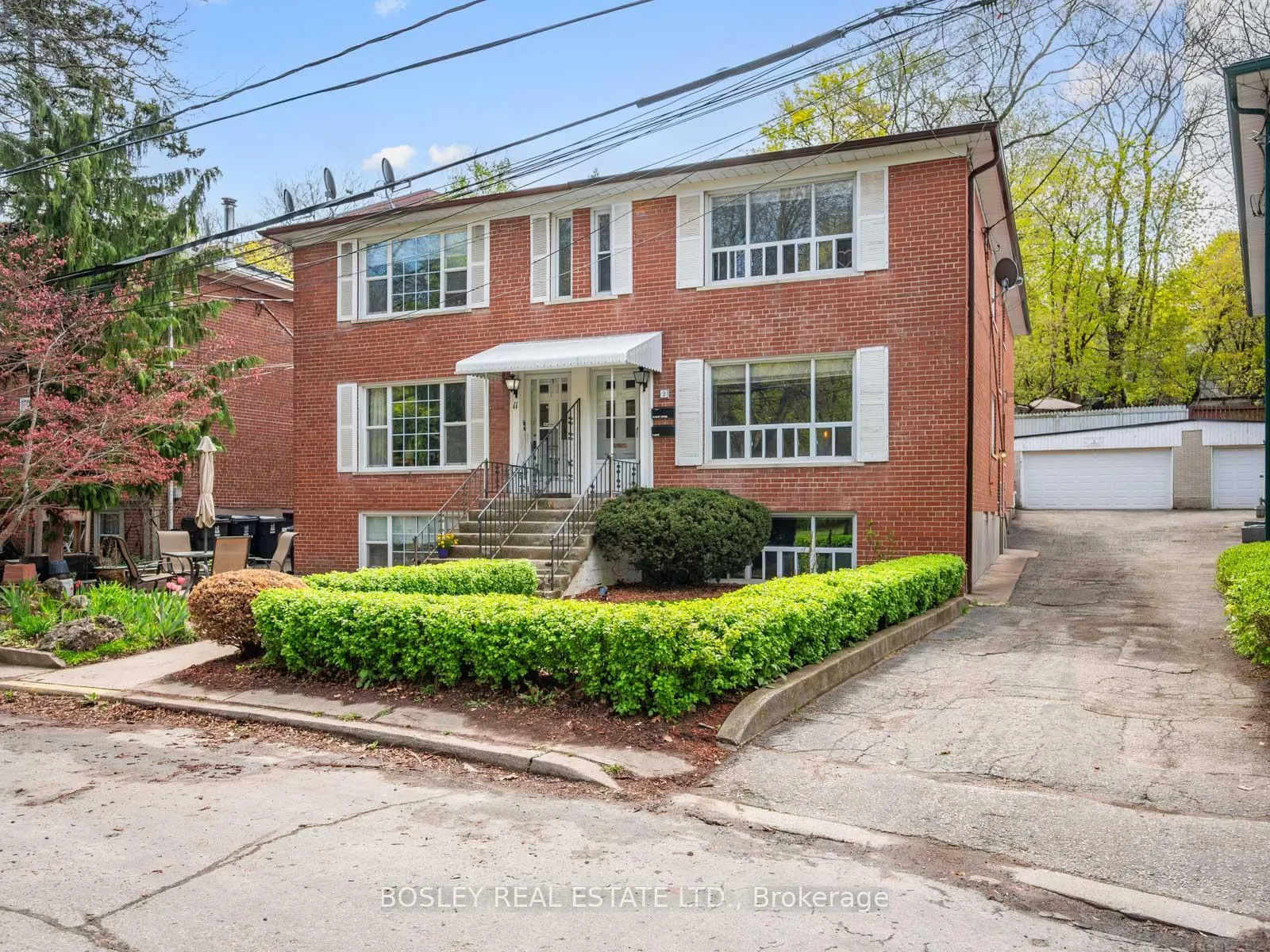 Photo 1 of 9 Love Crescent, Toronto, East End-Danforth — HOMEH