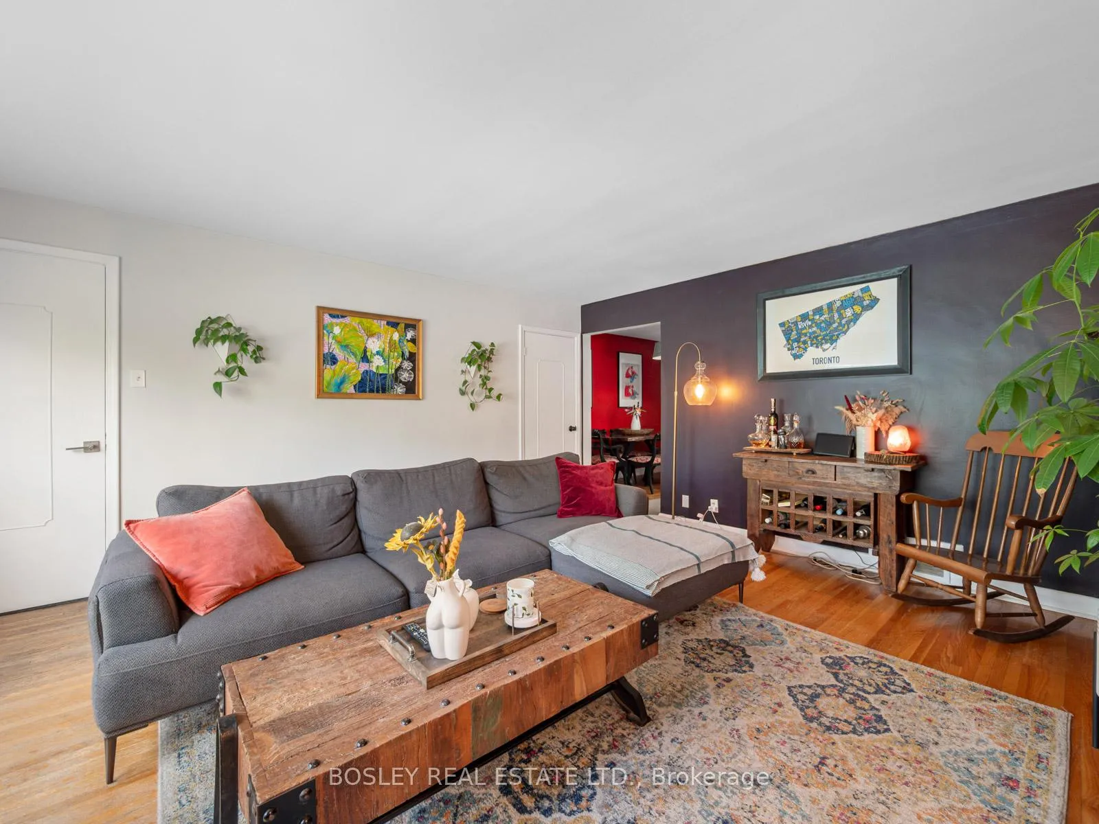 Photo 11 of 9 Love Crescent, Toronto, East End-Danforth — HOMEH