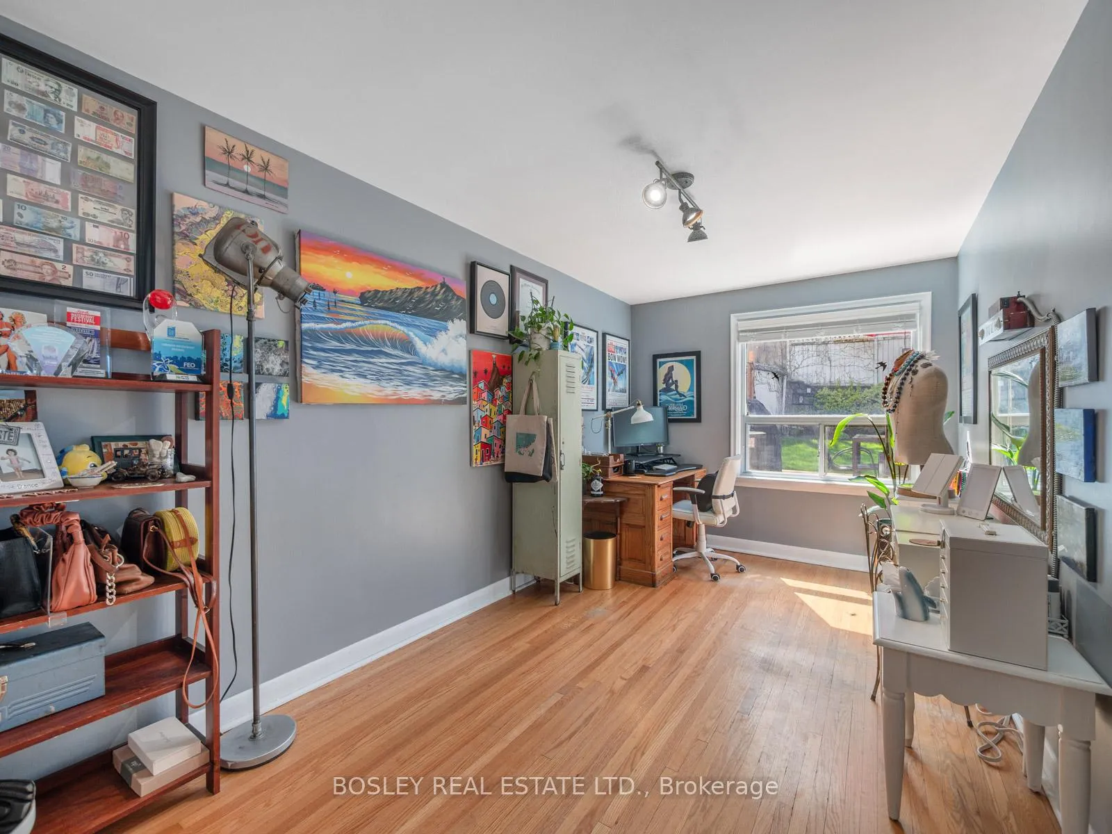 Photo 14 of 9 Love Crescent, Toronto, East End-Danforth — HOMEH