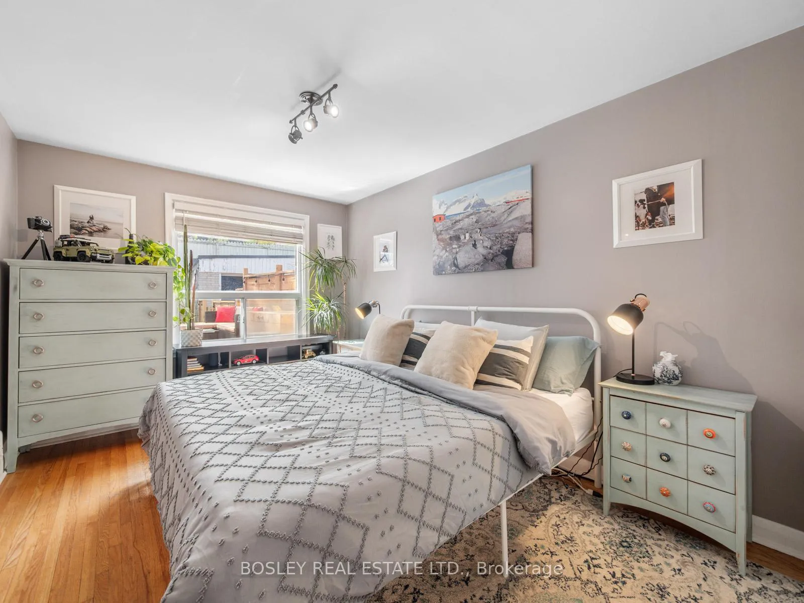 Photo 16 of 9 Love Crescent, Toronto, East End-Danforth — HOMEH