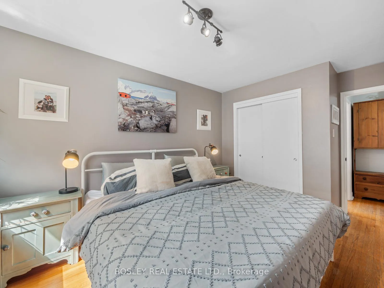 Photo 17 of 9 Love Crescent, Toronto, East End-Danforth — HOMEH